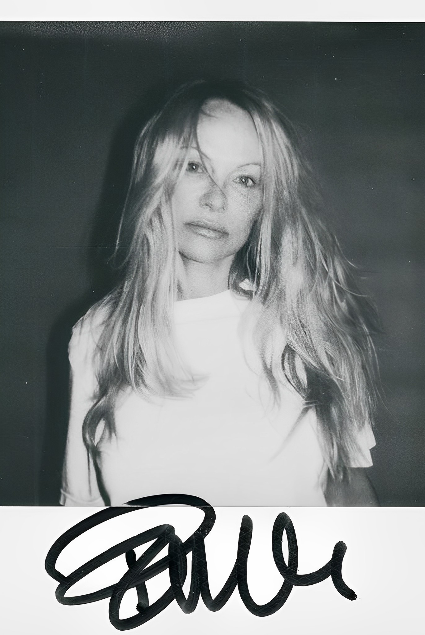 Pamela Anderson Makeup-free