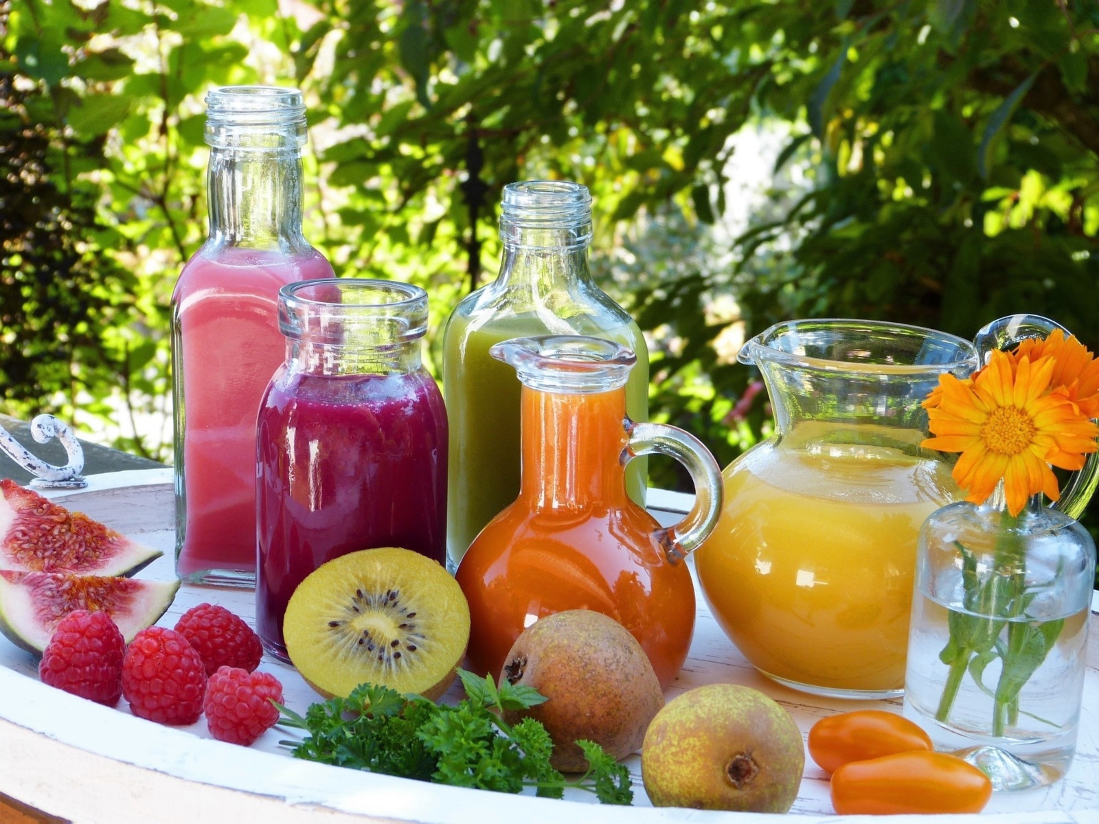 Juice cleanse detox
