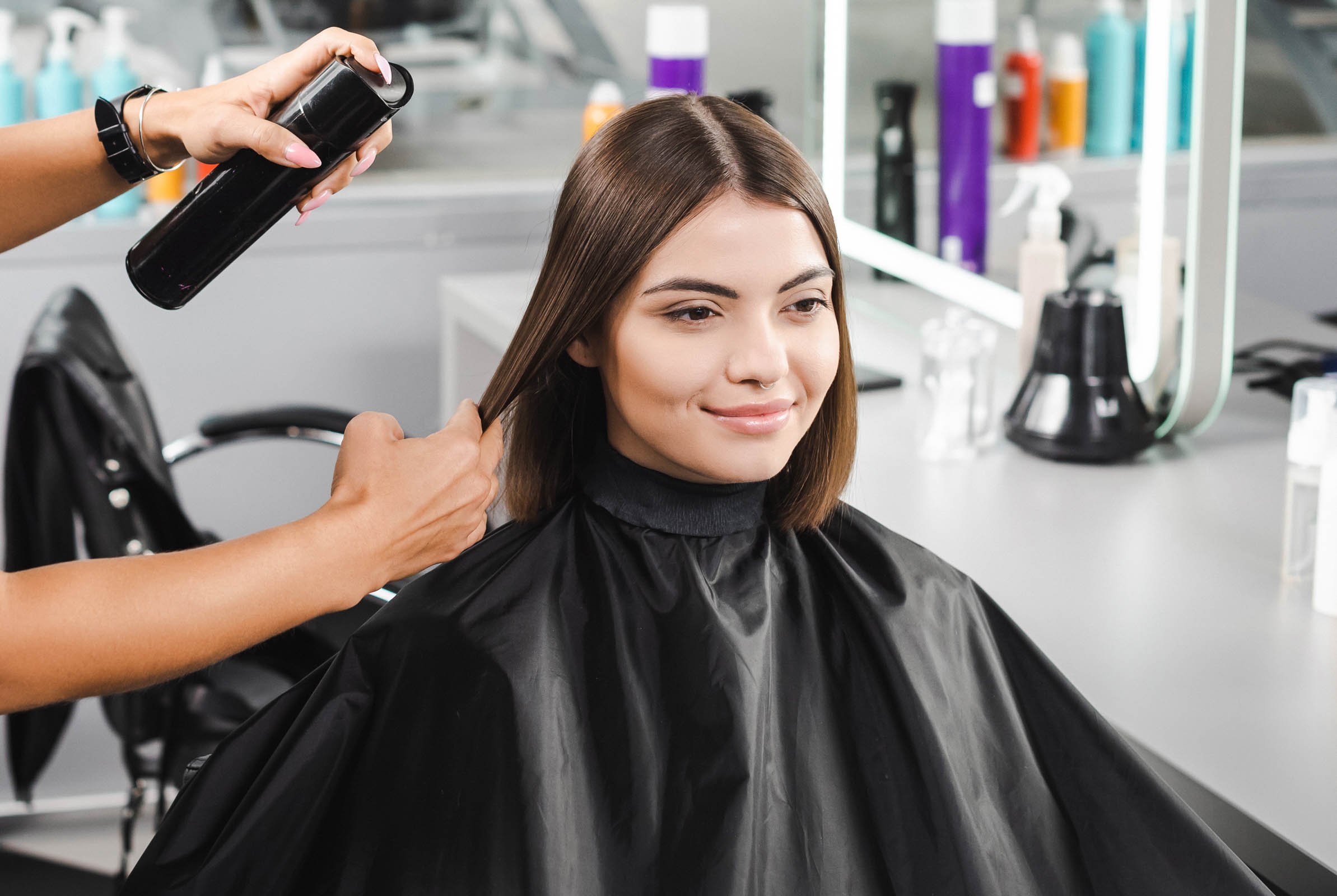 cut and color hair