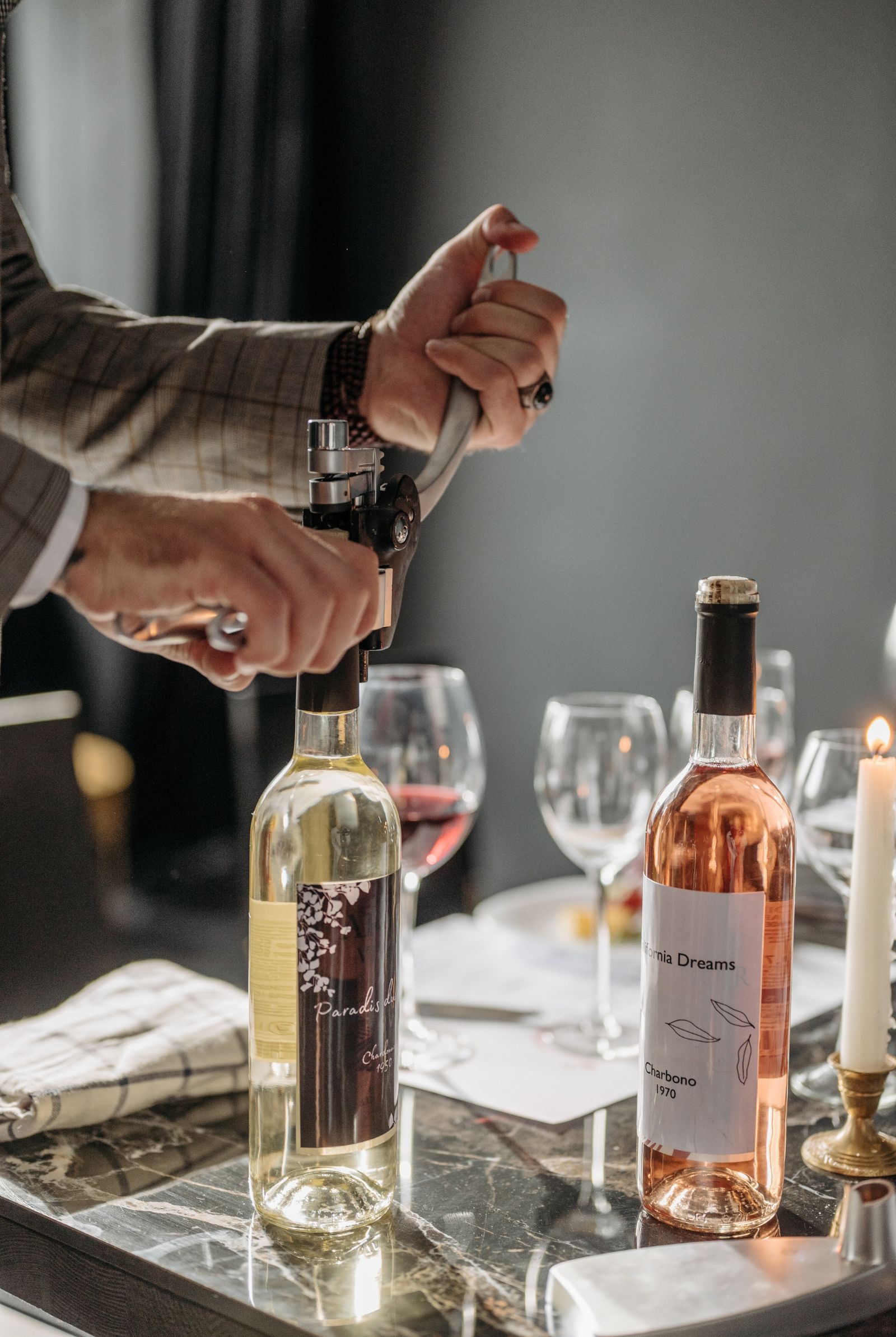  wine connoisseur