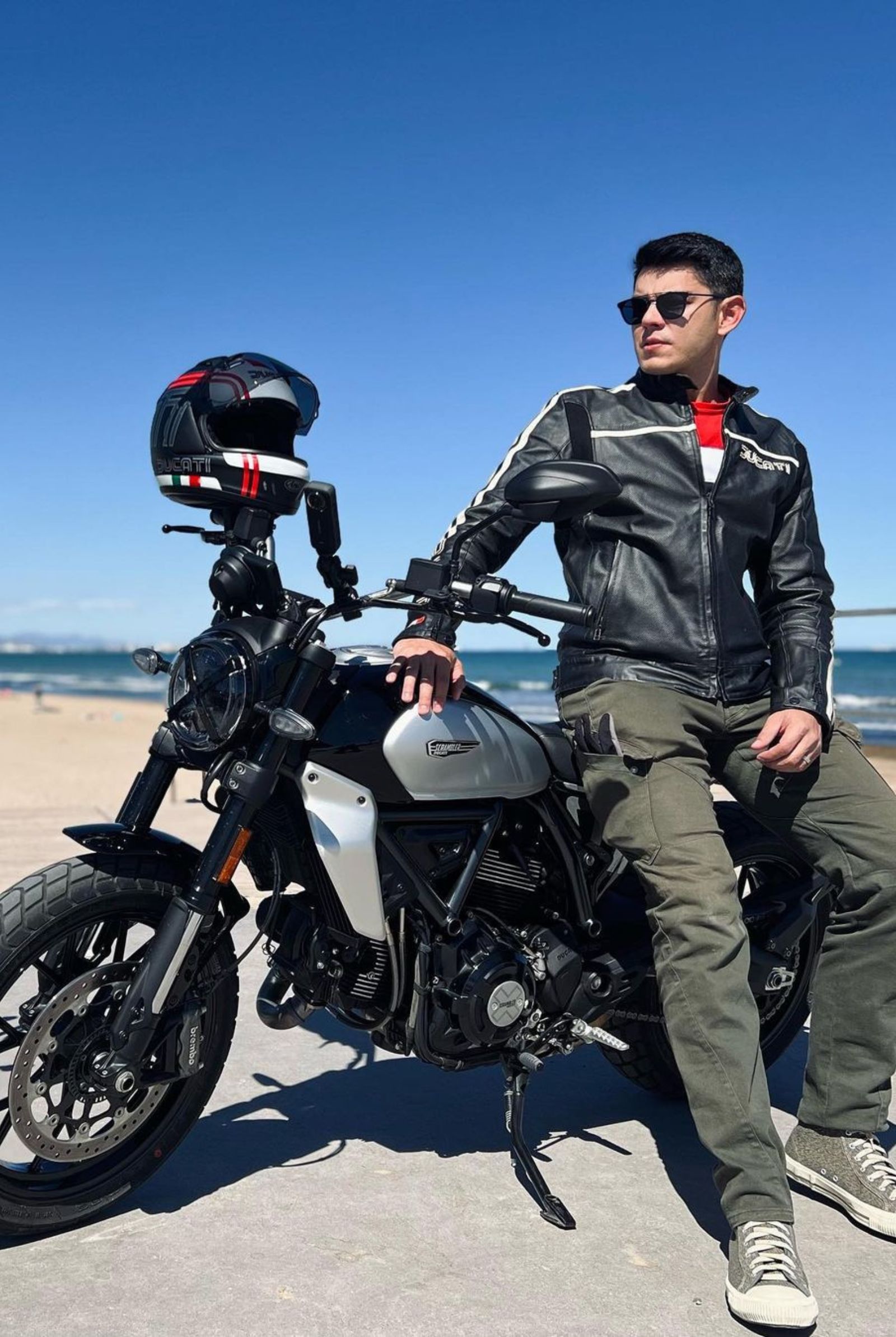 Richard Gutierrez big bike