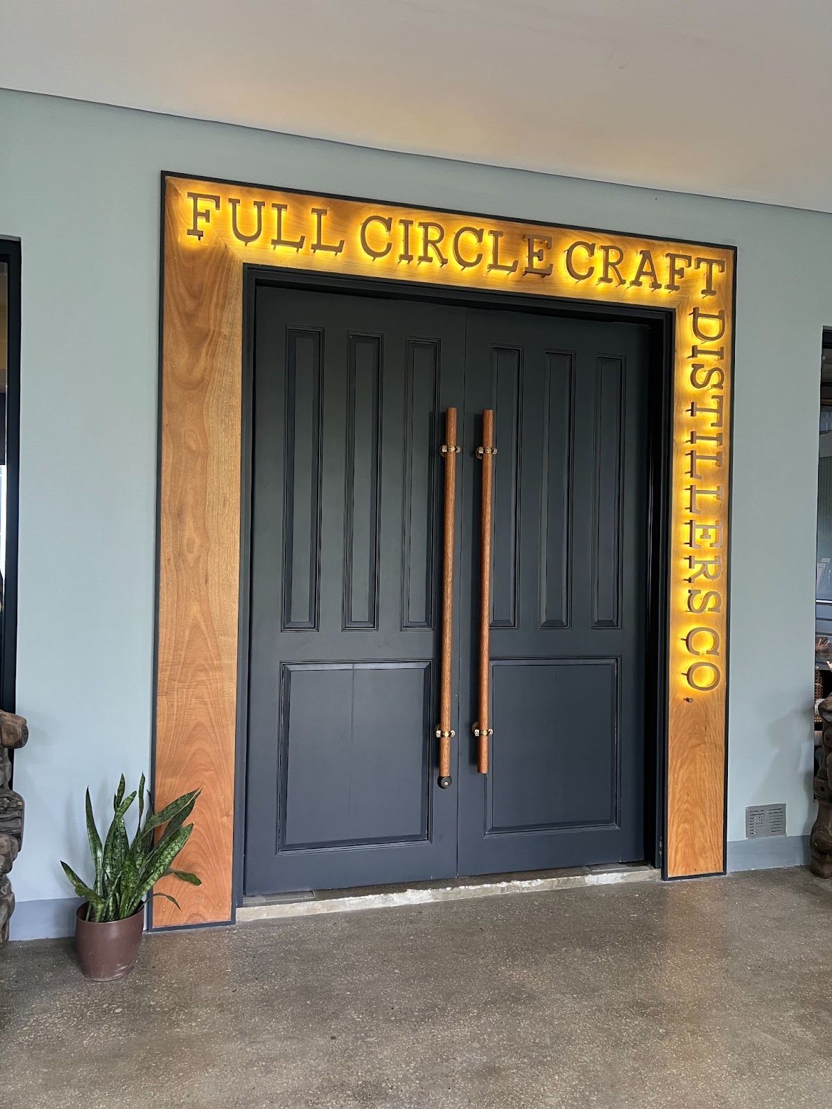 Archipelago spirits, Full Circle Craft Distillers Co