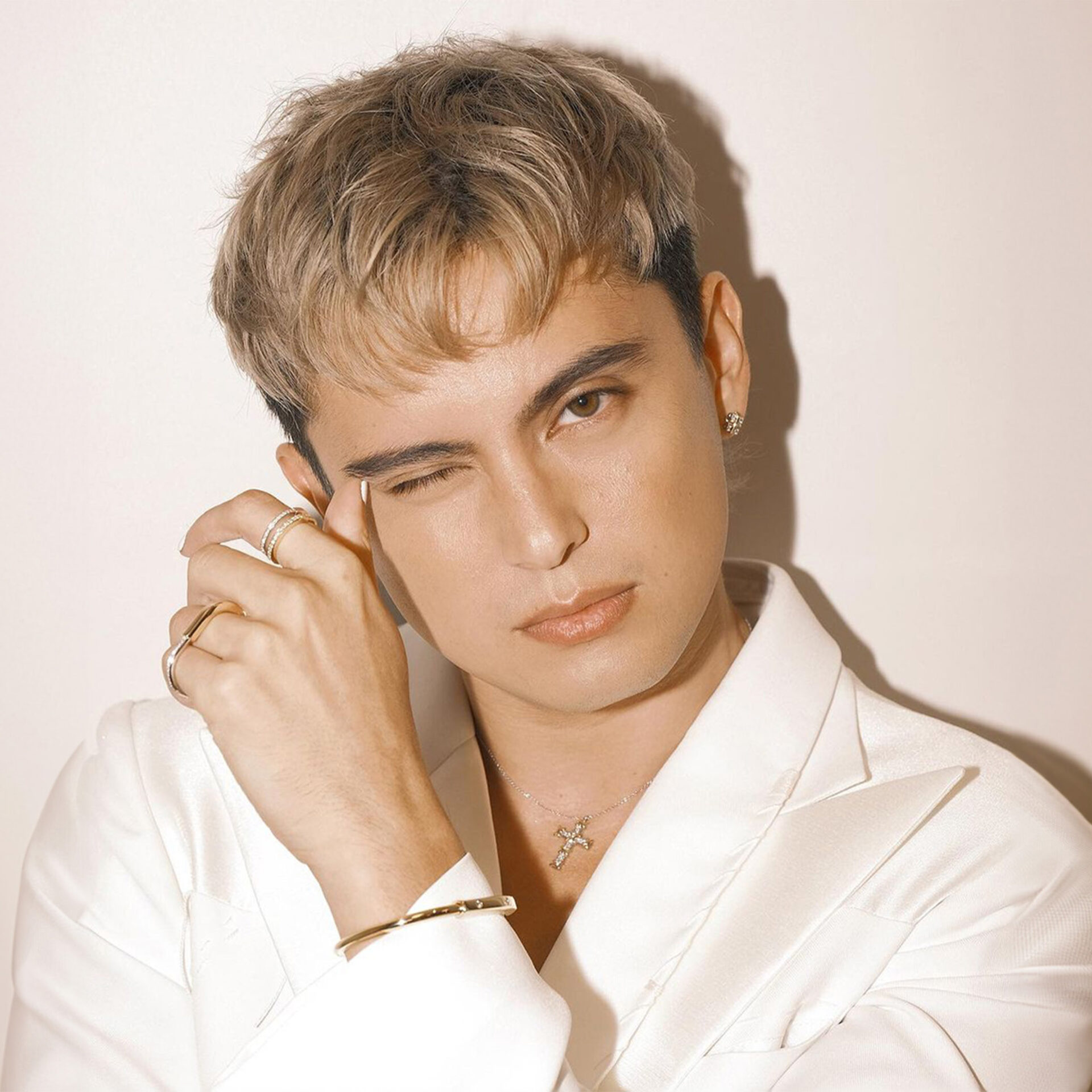 Filipino celebrities we want to see on fashion week
