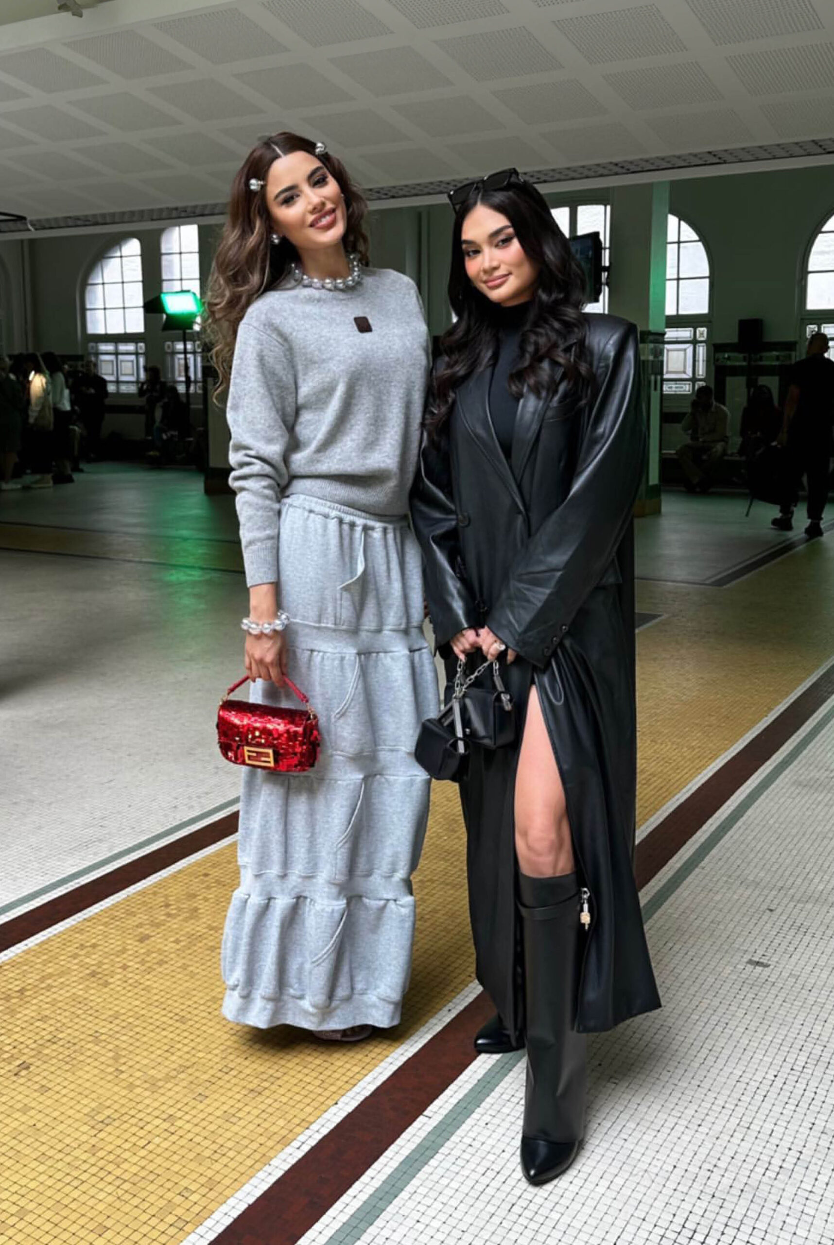 Pia and Ariadna spotted together