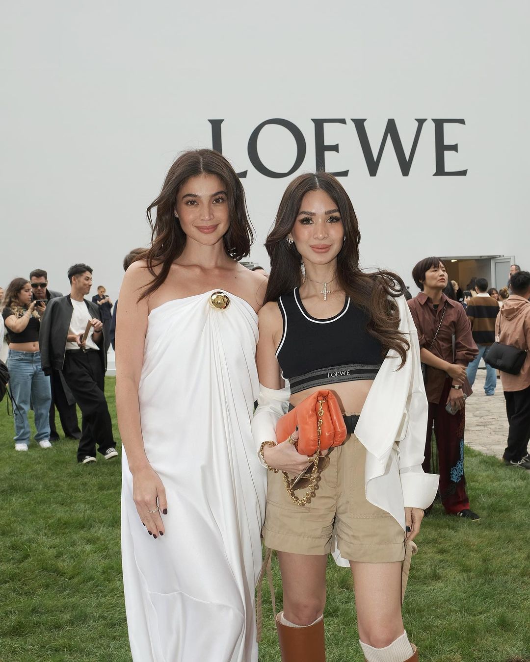 loewe heart evangelista pfw paris fashion week 