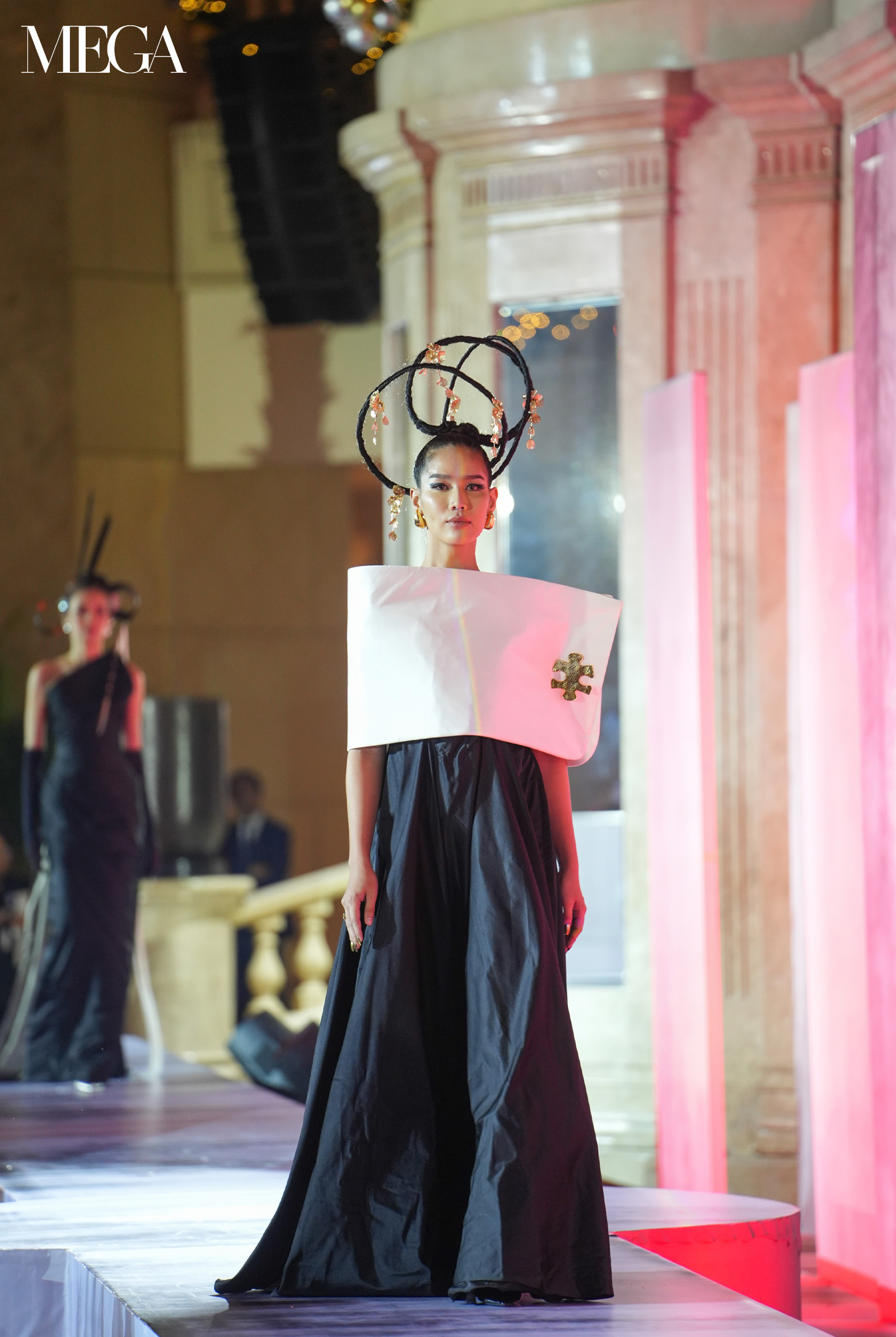 Ivar Aseron's Collection for the Red Charity Gala