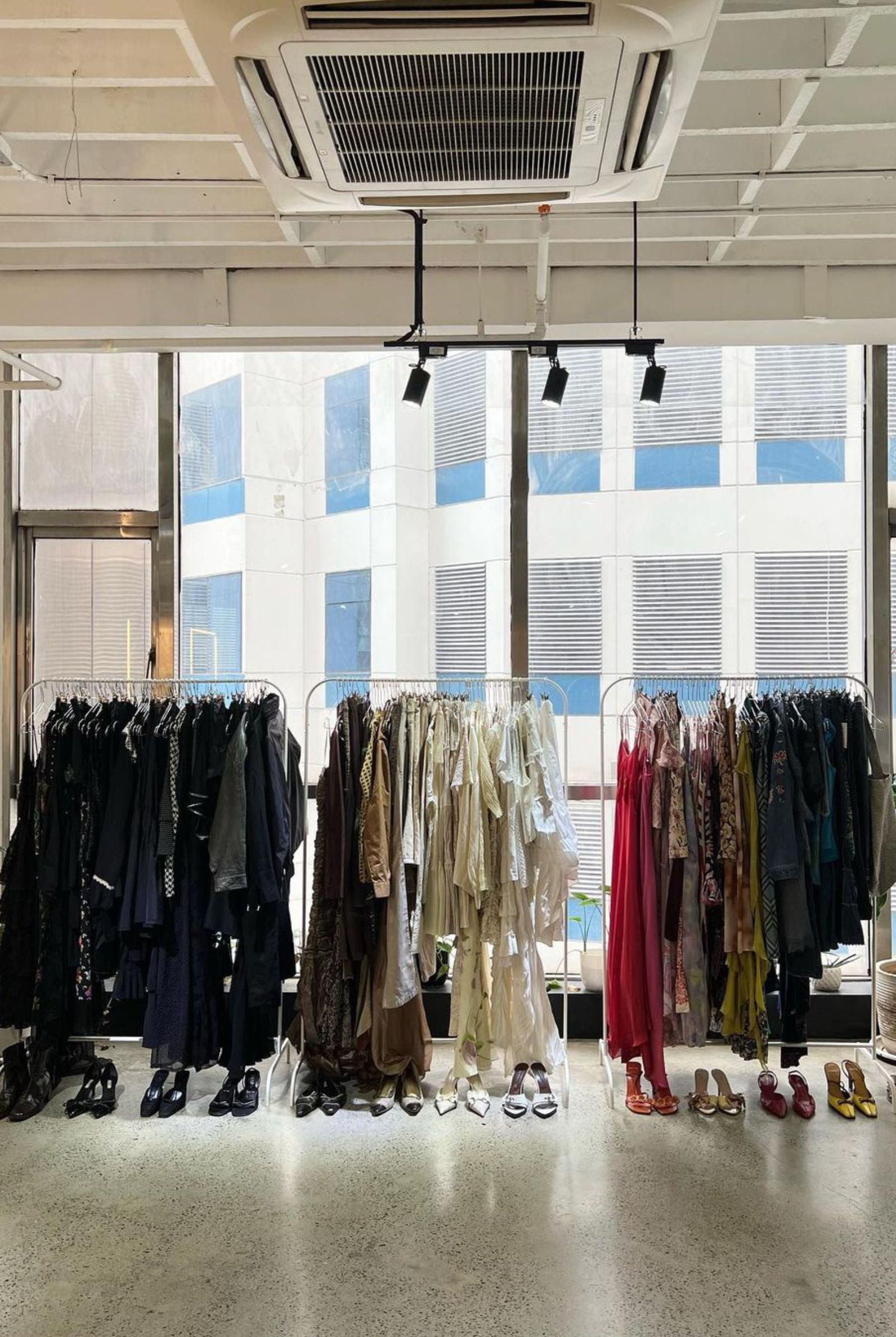 MEGAStyle Fashion Tips Thrifting