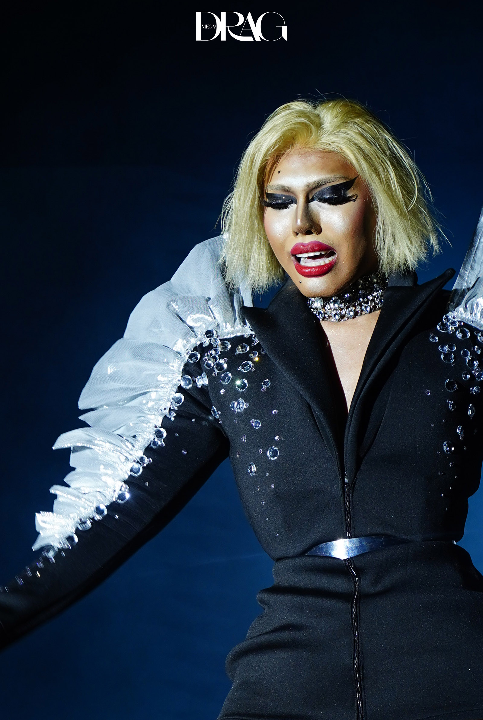 drag den