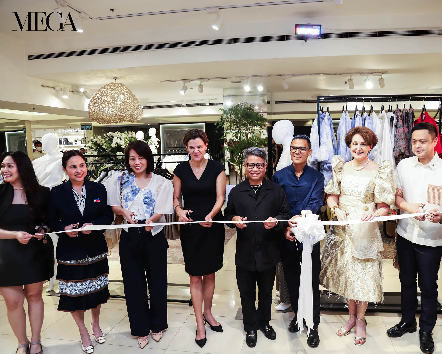 Puey Quiñones Rustan's MEGA