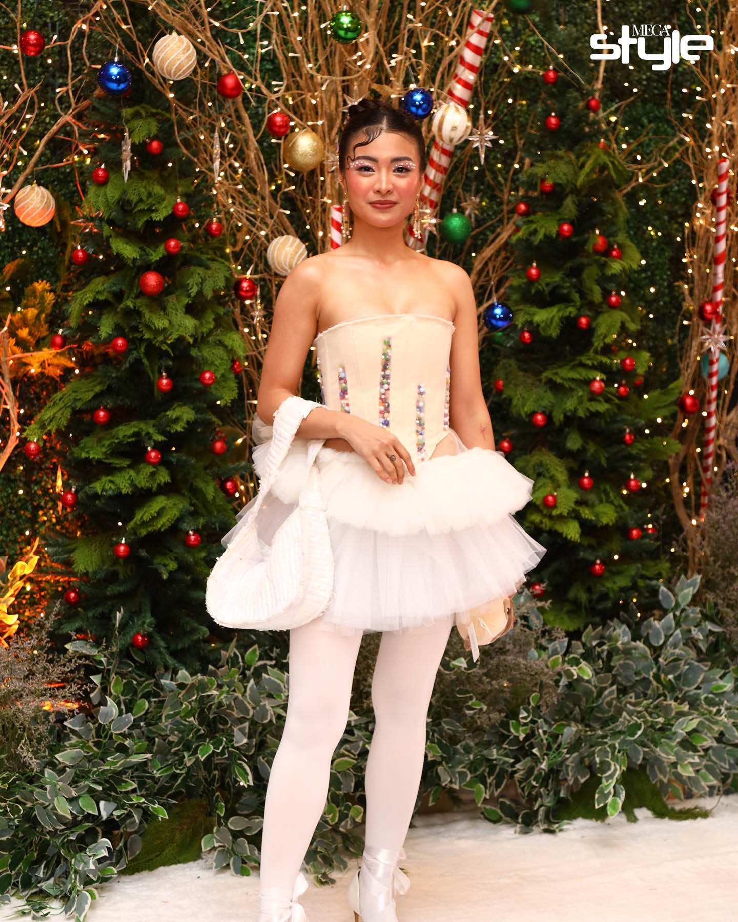 Young actress Aya Fernandez at Star Magical Christmas