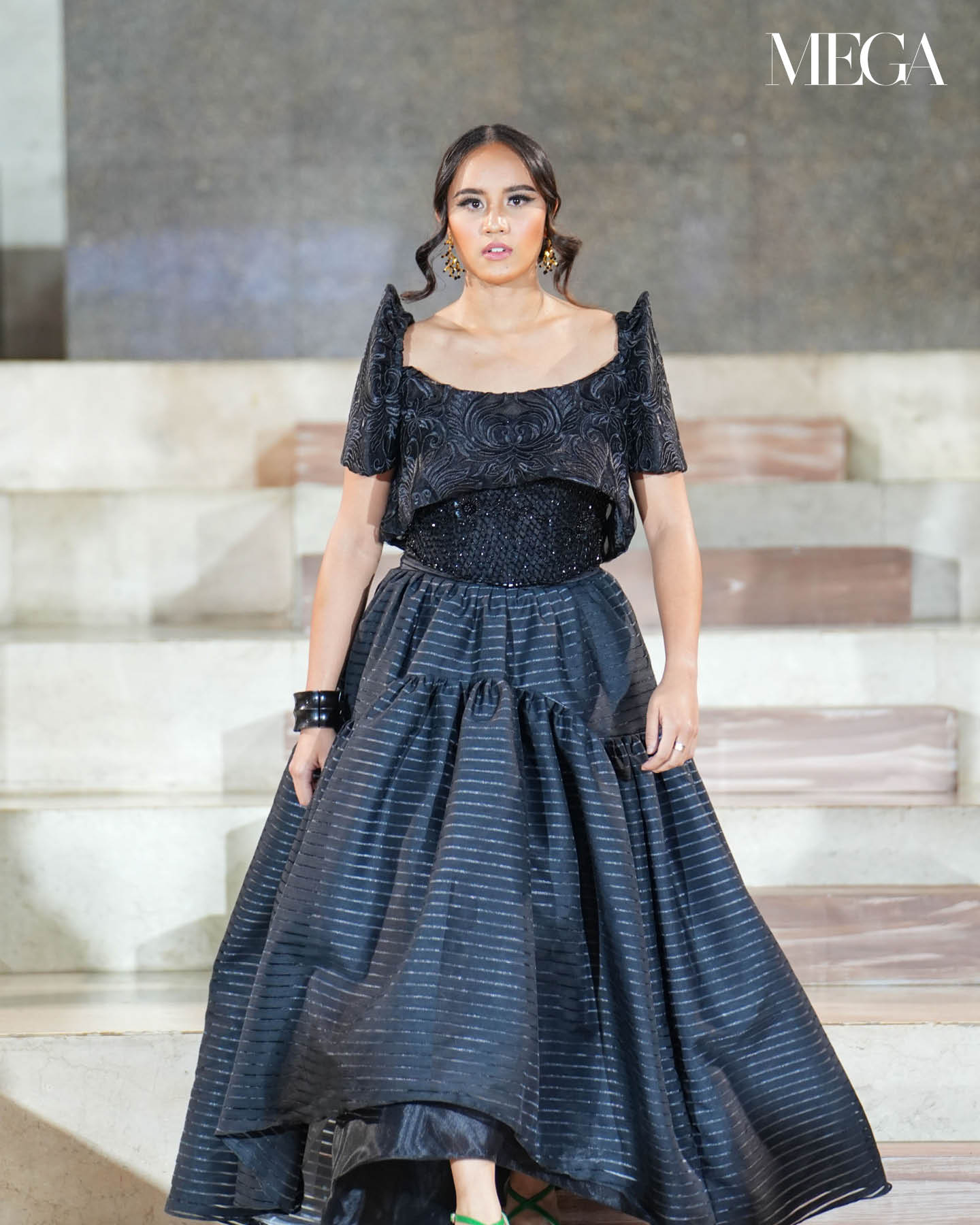 Randy Ortiz 35th Anniversary Celebrates Art From the Heart JULIANNA GOMEZ MEGA