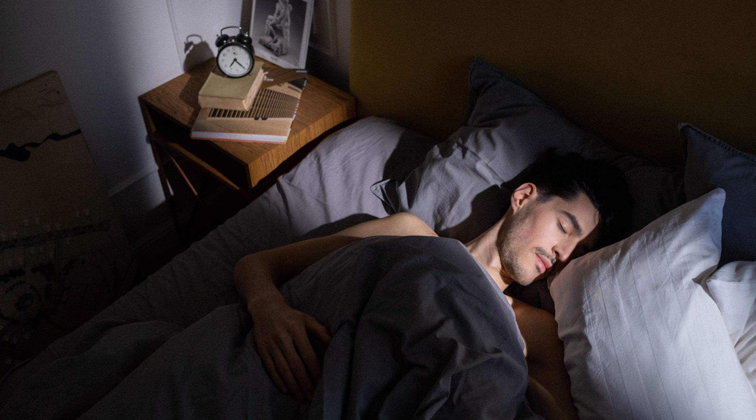 Have a Silent Slumber With These Pointers to Hush Snoring
