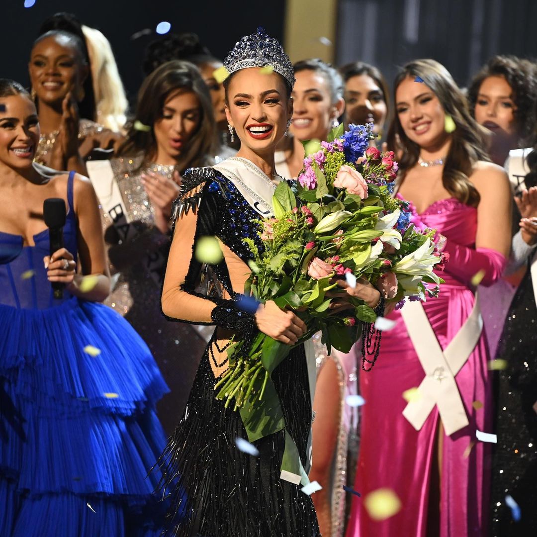 MISS UNIVERSE CROWN MEGA