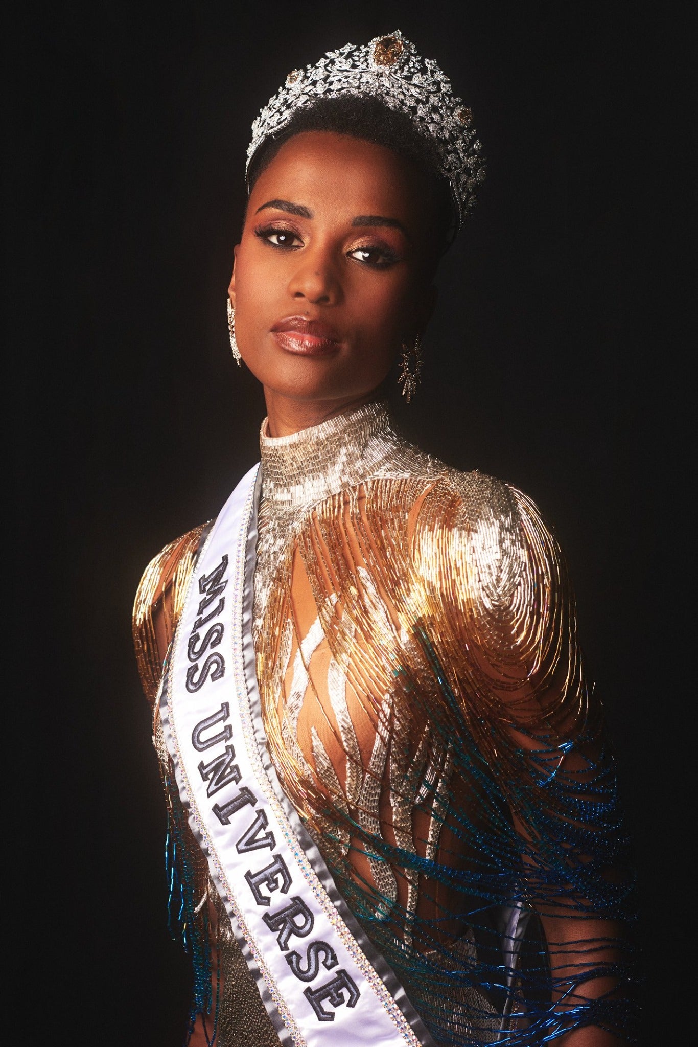 MISS UNIVERSE CROWN MEGA