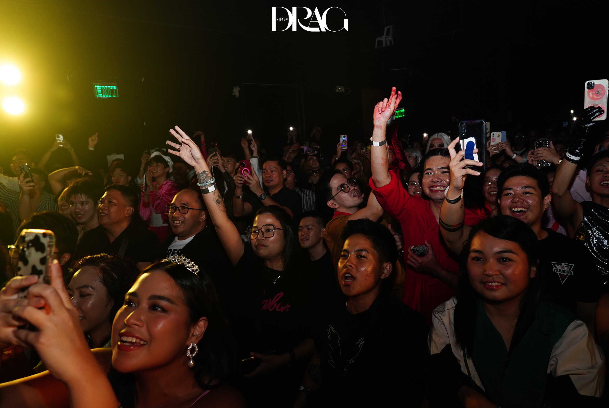 crowd at halloqueen ball manila