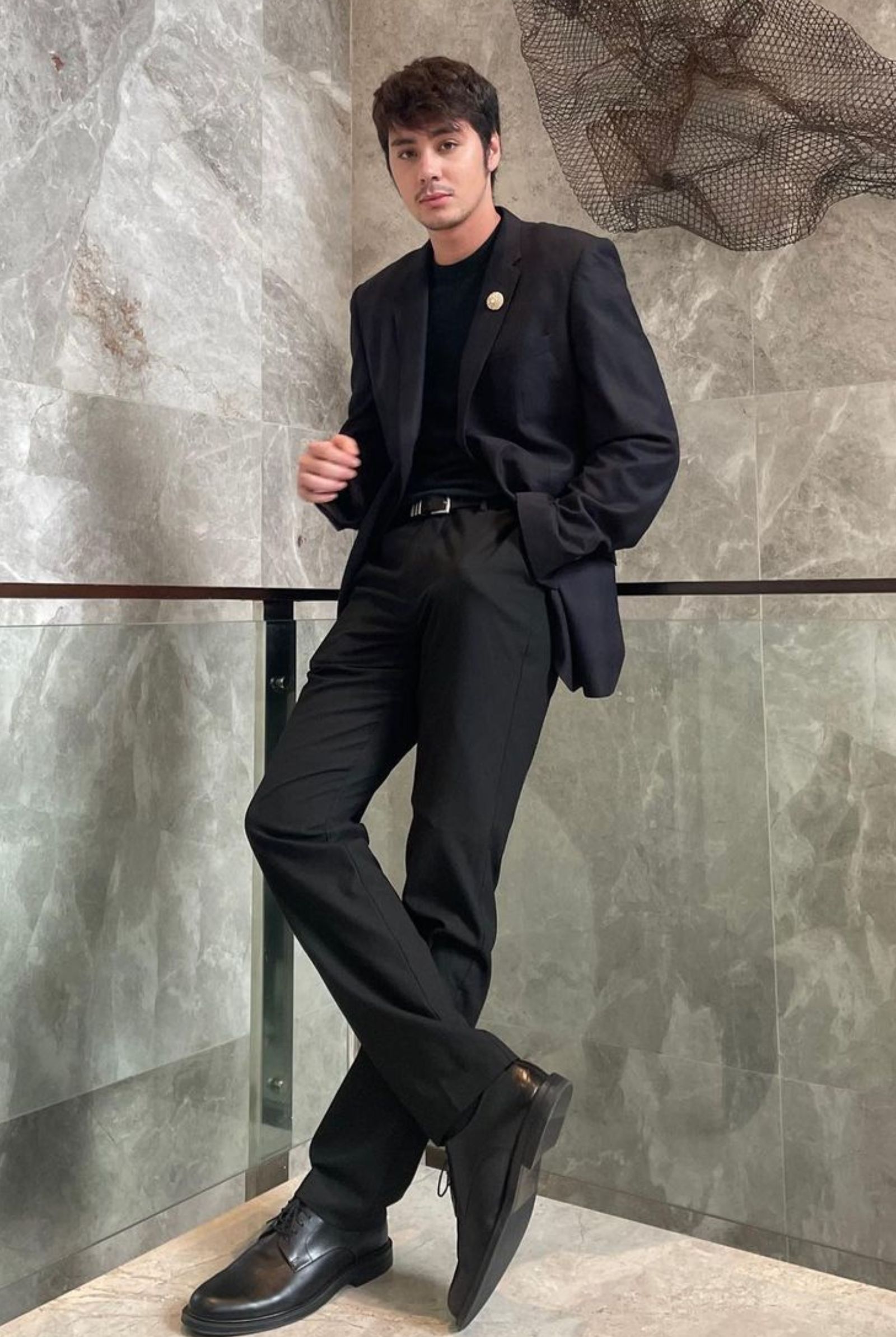 5 Filipino Actors Set to Steal the Spotlight This 2024 - Anthony Jennings