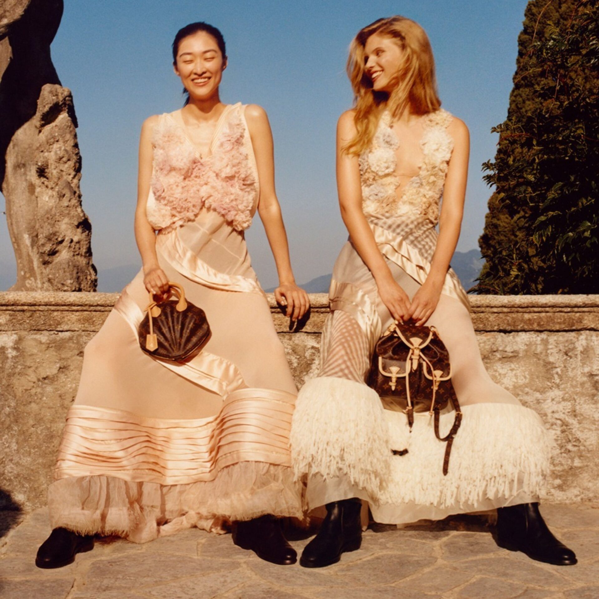 Peach Fuzz: PANTONE Announces the 2024 Color of the Year