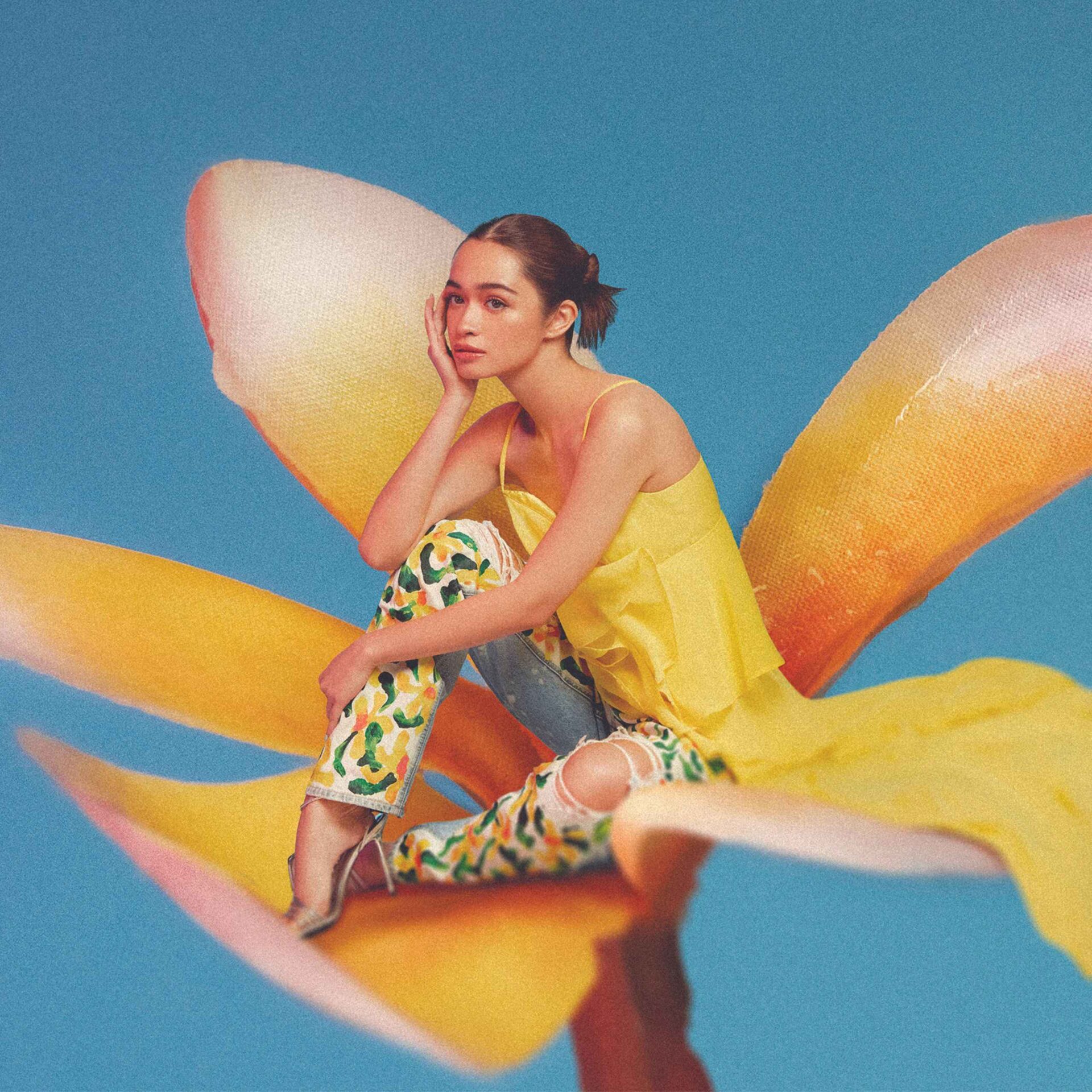 3 Filipino Flowers Found in Fragrance and Fashion