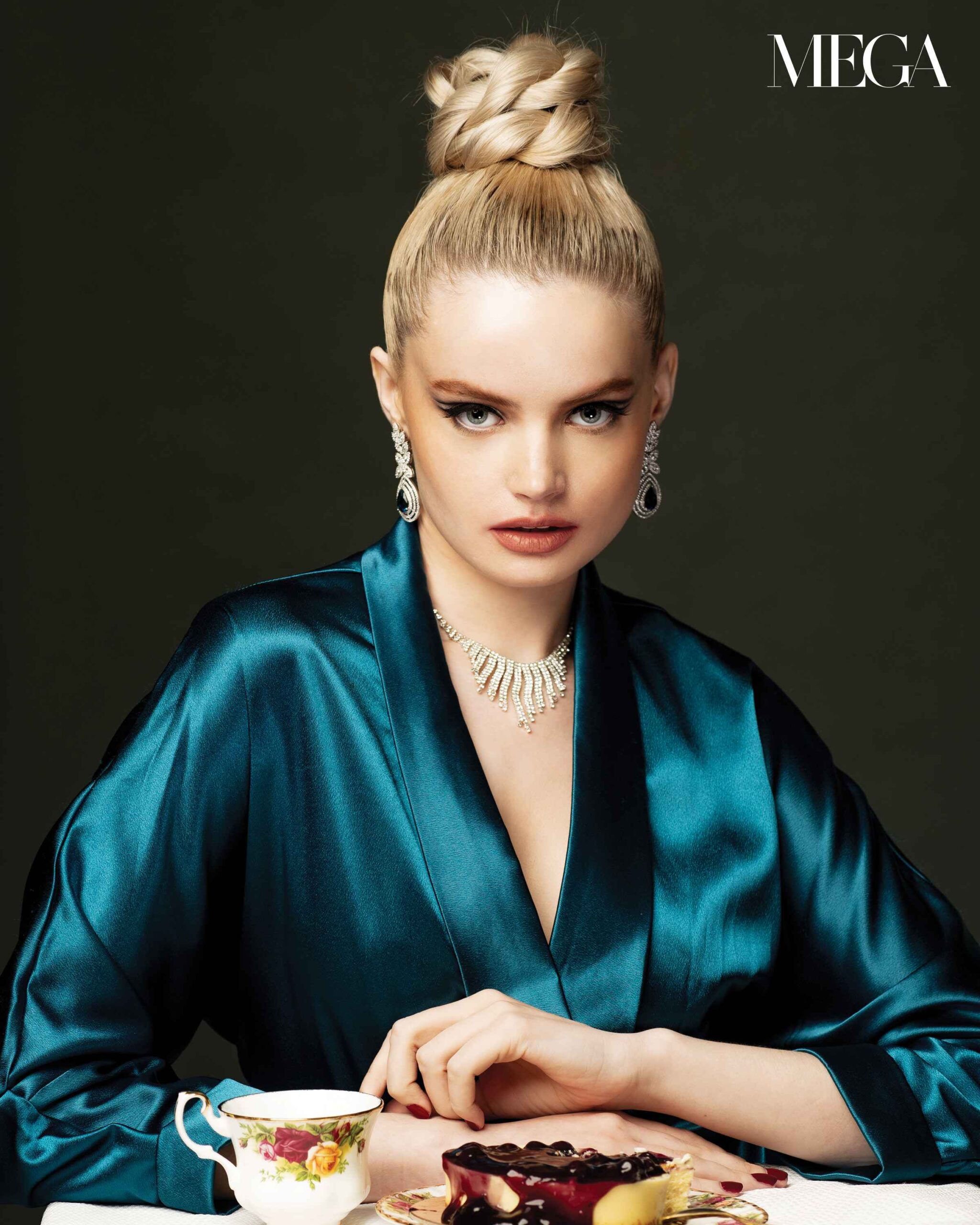 Stand Out in Style With Unconventional Christmas Ensembles