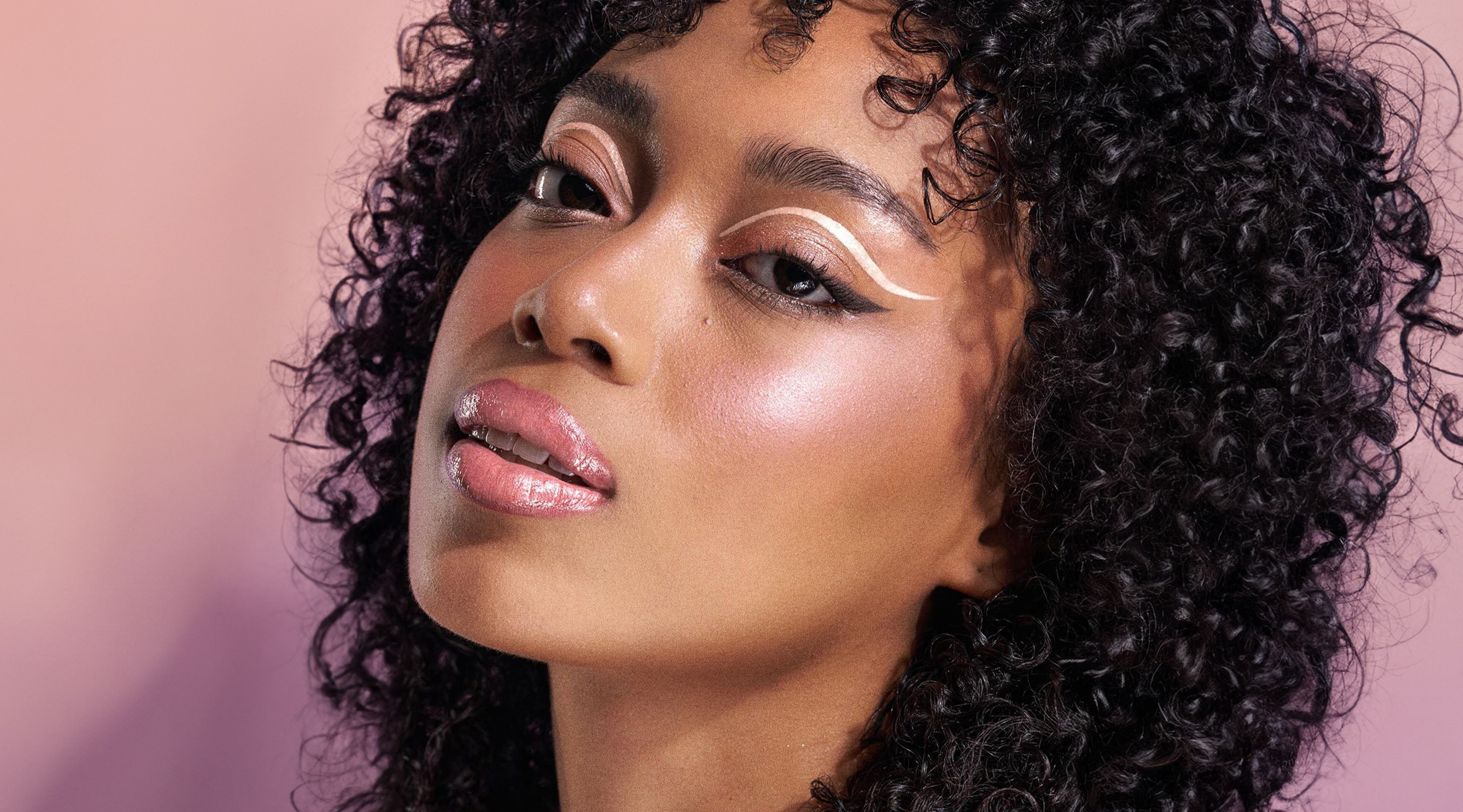 Filipino Talents are Behind Ariana Grande’s Launch For R.E.M. Beauty