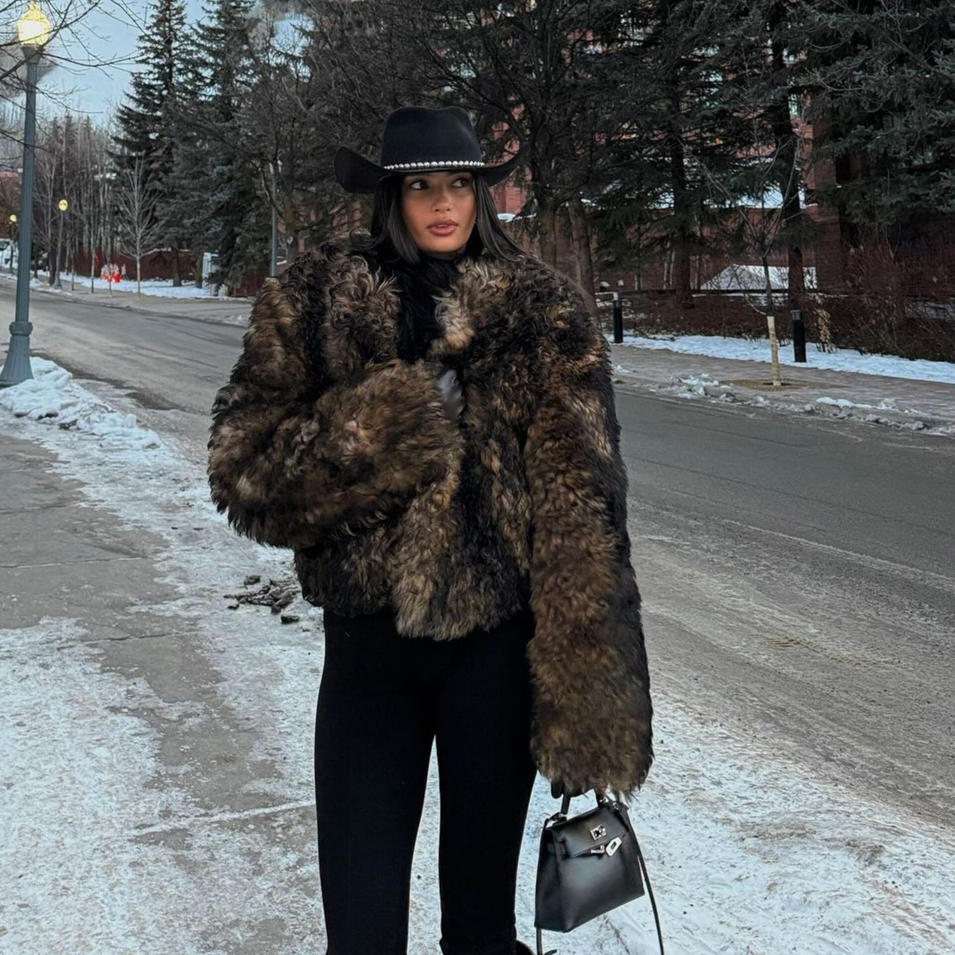 Exude the Aura of the Mob Wife Aesthetic Through Kelsey Merritt