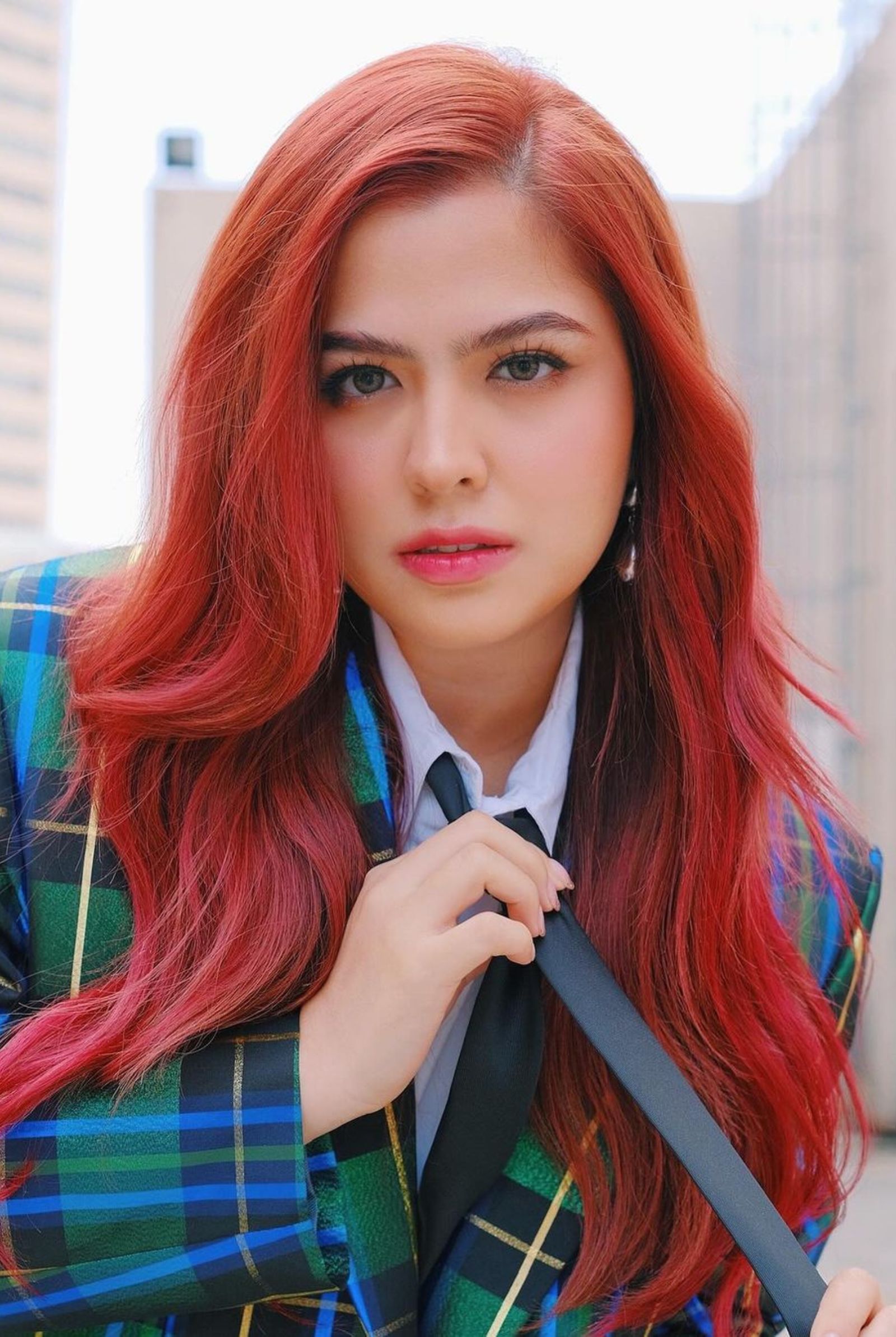 Alexa Ilacad red hair