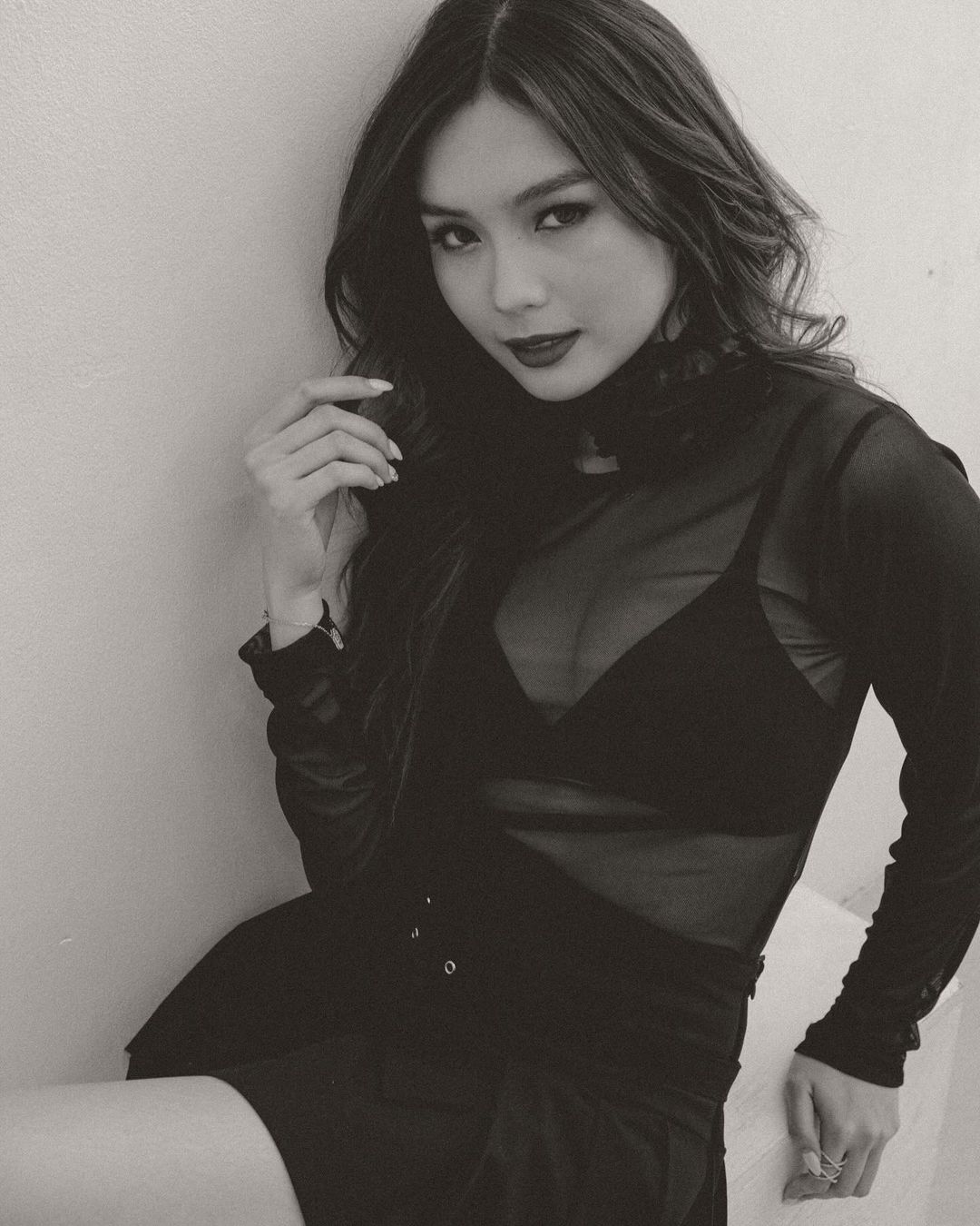 Francine Diaz 20th birthday photoshoot new song seo in-guk car