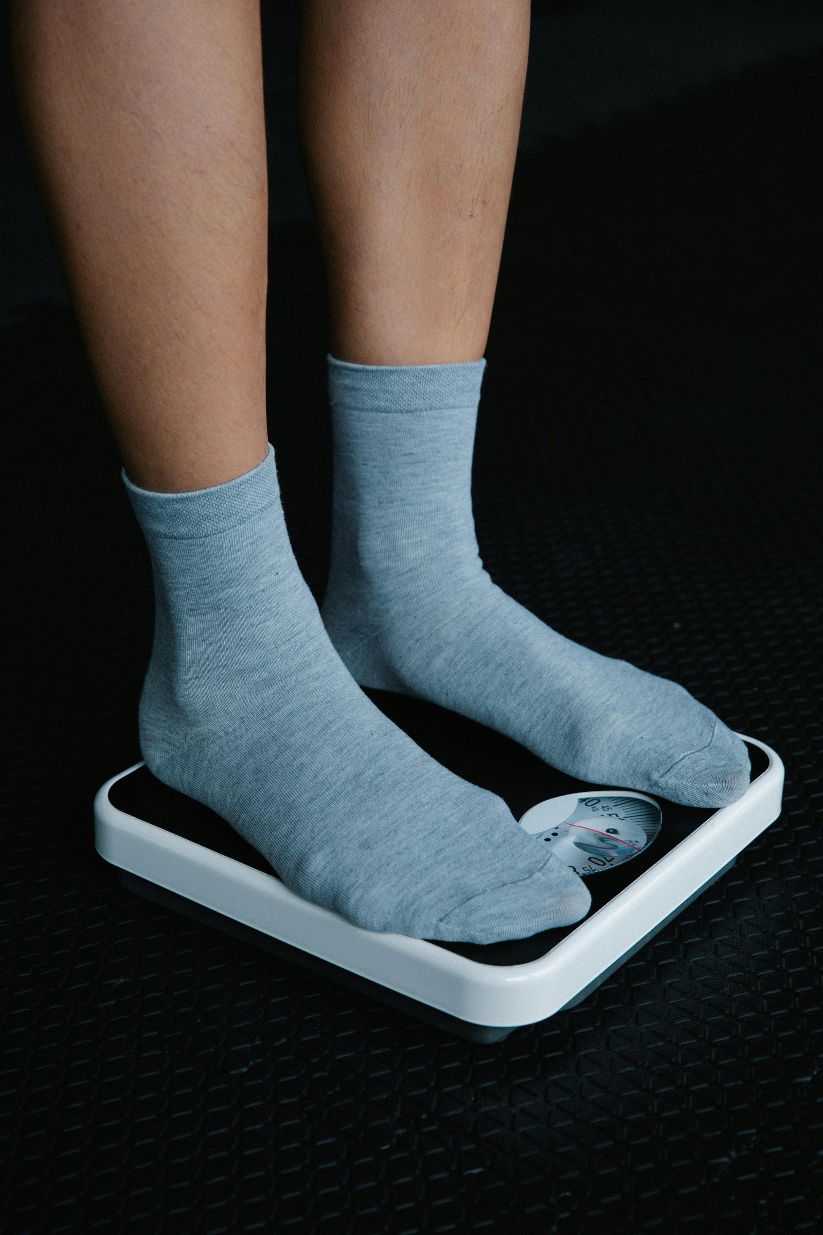 Set measurable goals to accomplish your New Year's resolution to lose weight
