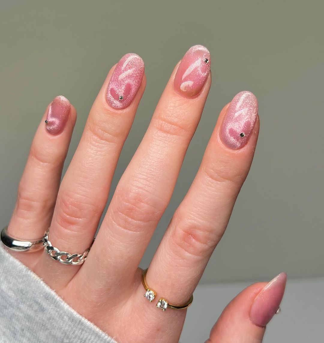 Pink velvet nails