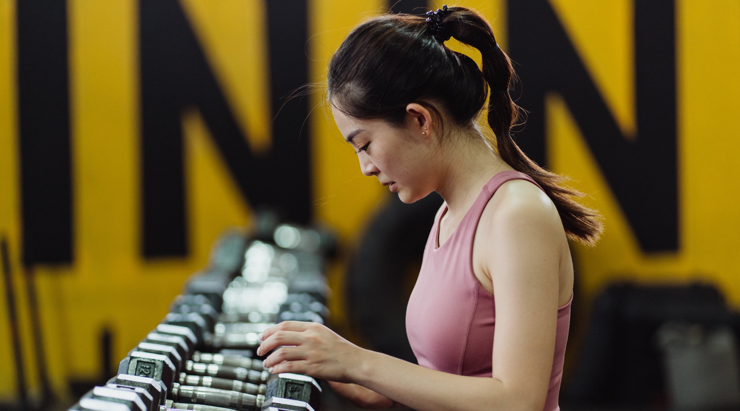 5 Tips For Beginners and Introverts to Overcome Gym Anxiety