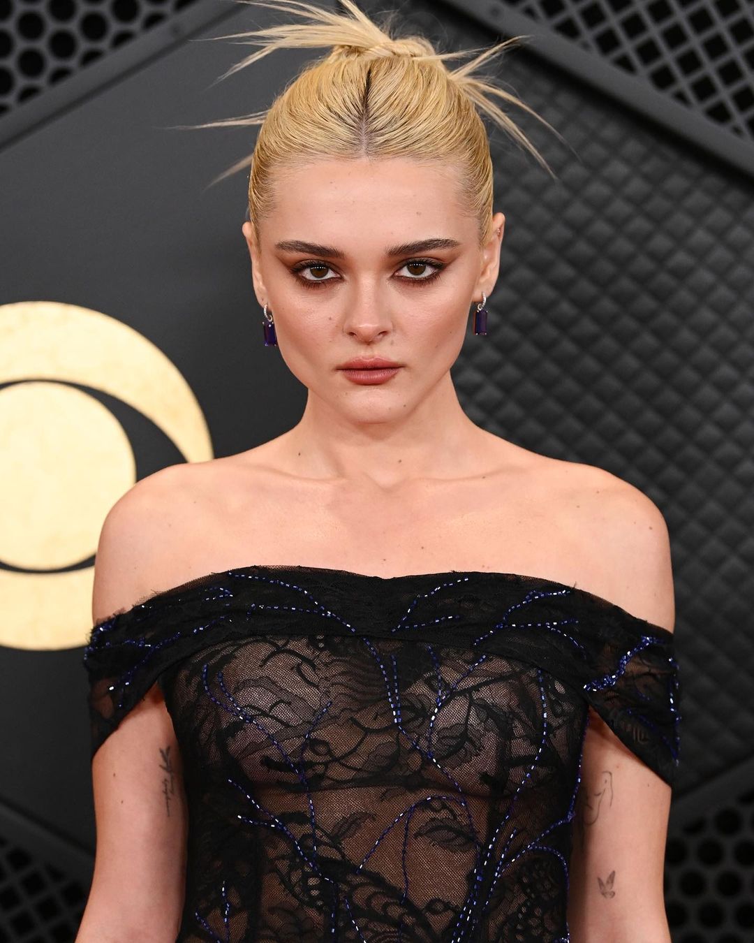 Charlotte Lawrence's red carpet look