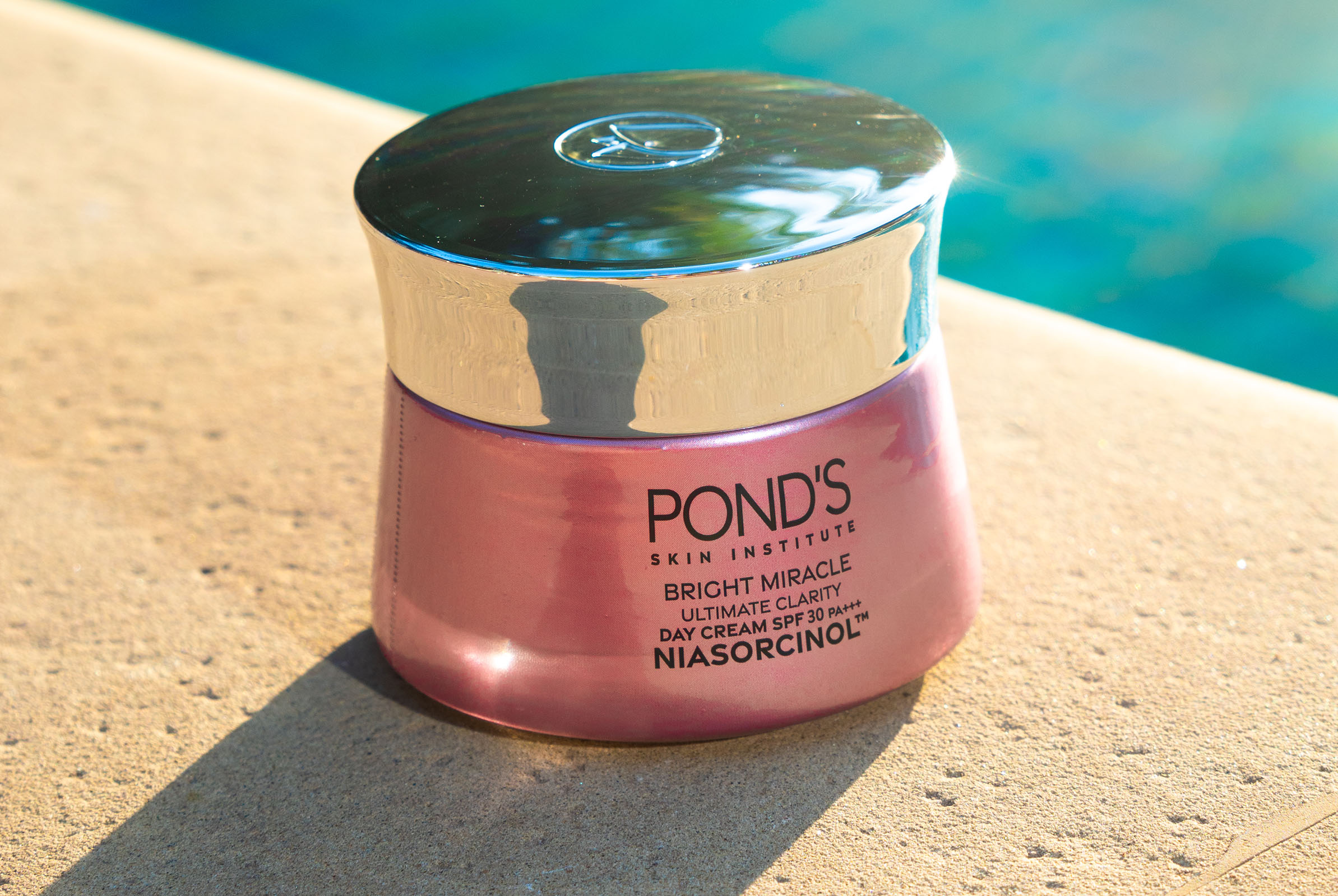 Pond's Ultimate Clarity Day Cream with SPF 30+++ with Niasorcinol