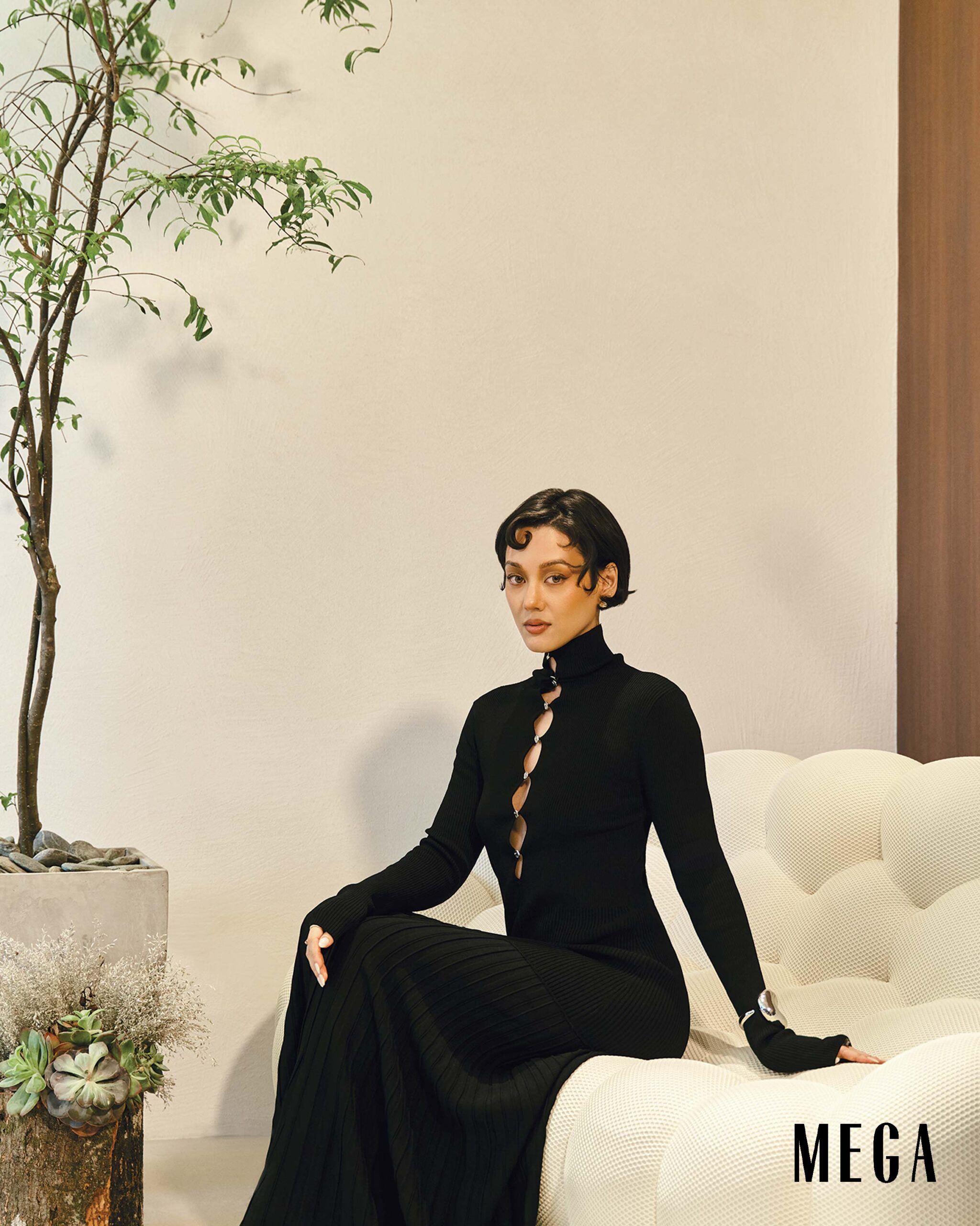 Kim Jones, who is considered as Suyen's long-term muse, praises the hairstylists for her ability to make her clients feel confident in every haircut session
