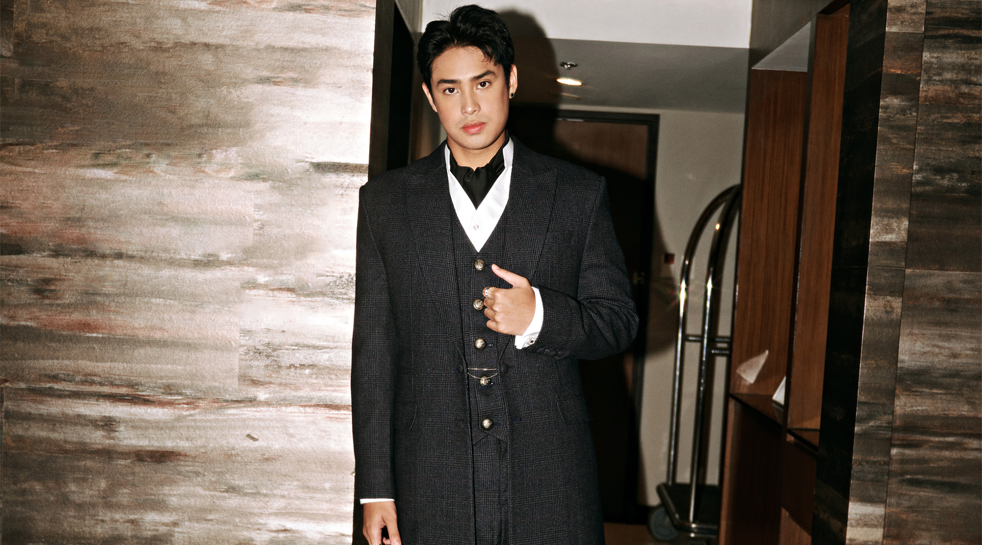 Donny Pangilinan John Lozano formalwear Beauty and the Beast fairytale Star Magical Prom 2024 Vin Orias
