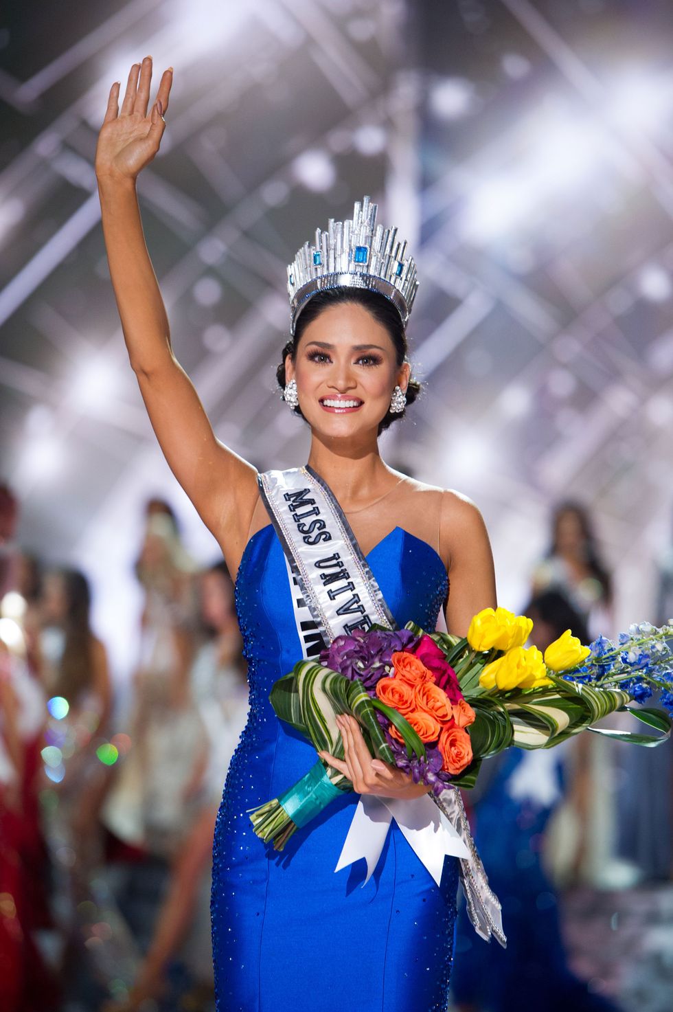 Pia Wurtzbach is Global Fashion Influencer of the Year MEGA