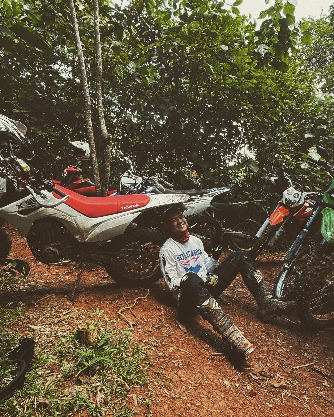 Jericho Rosales walking green flag sellblock return showbiz comeback hobby motorcycle riding
