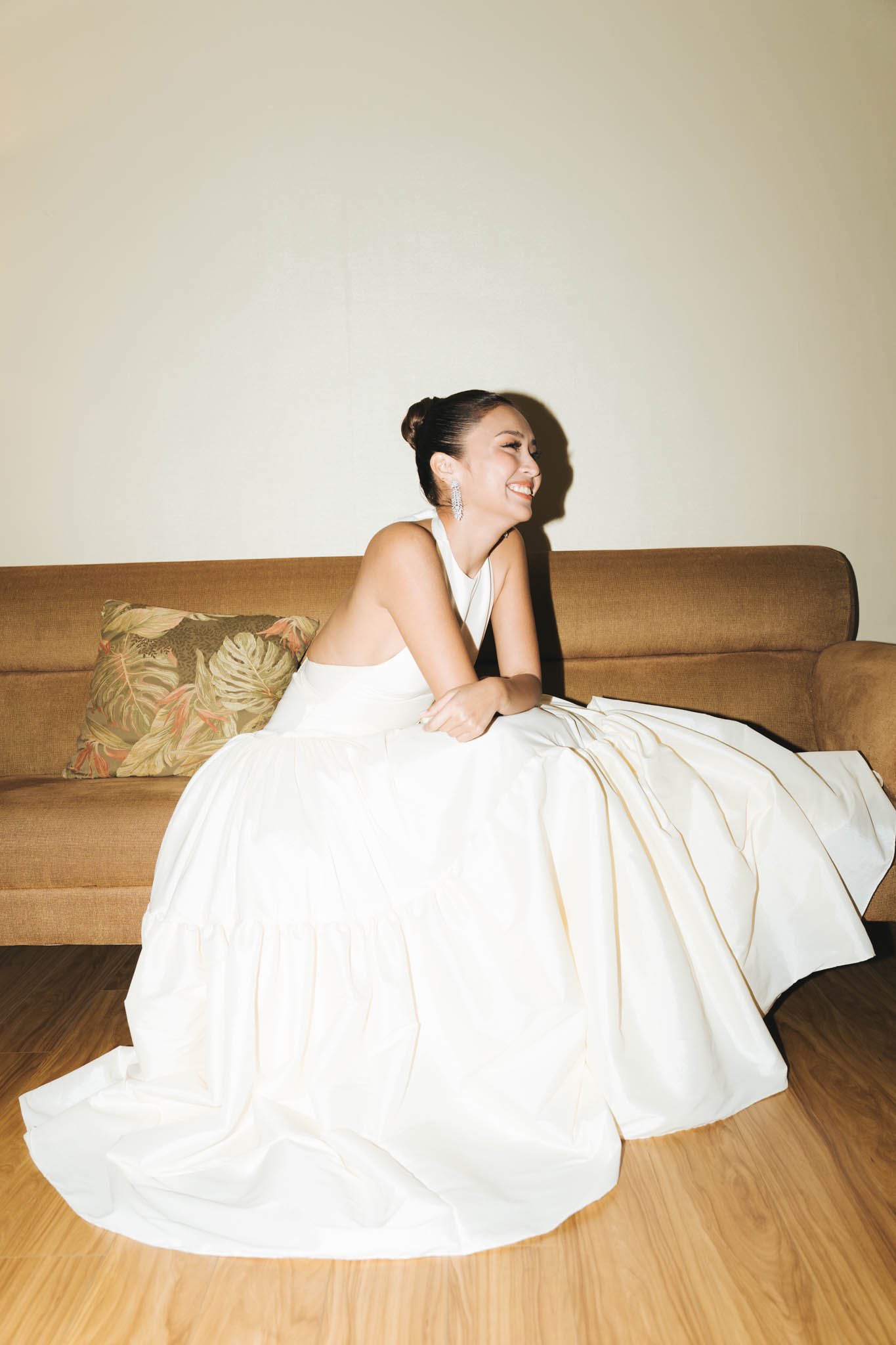 Kathryn Bernardo best actress famas vania romoff white
