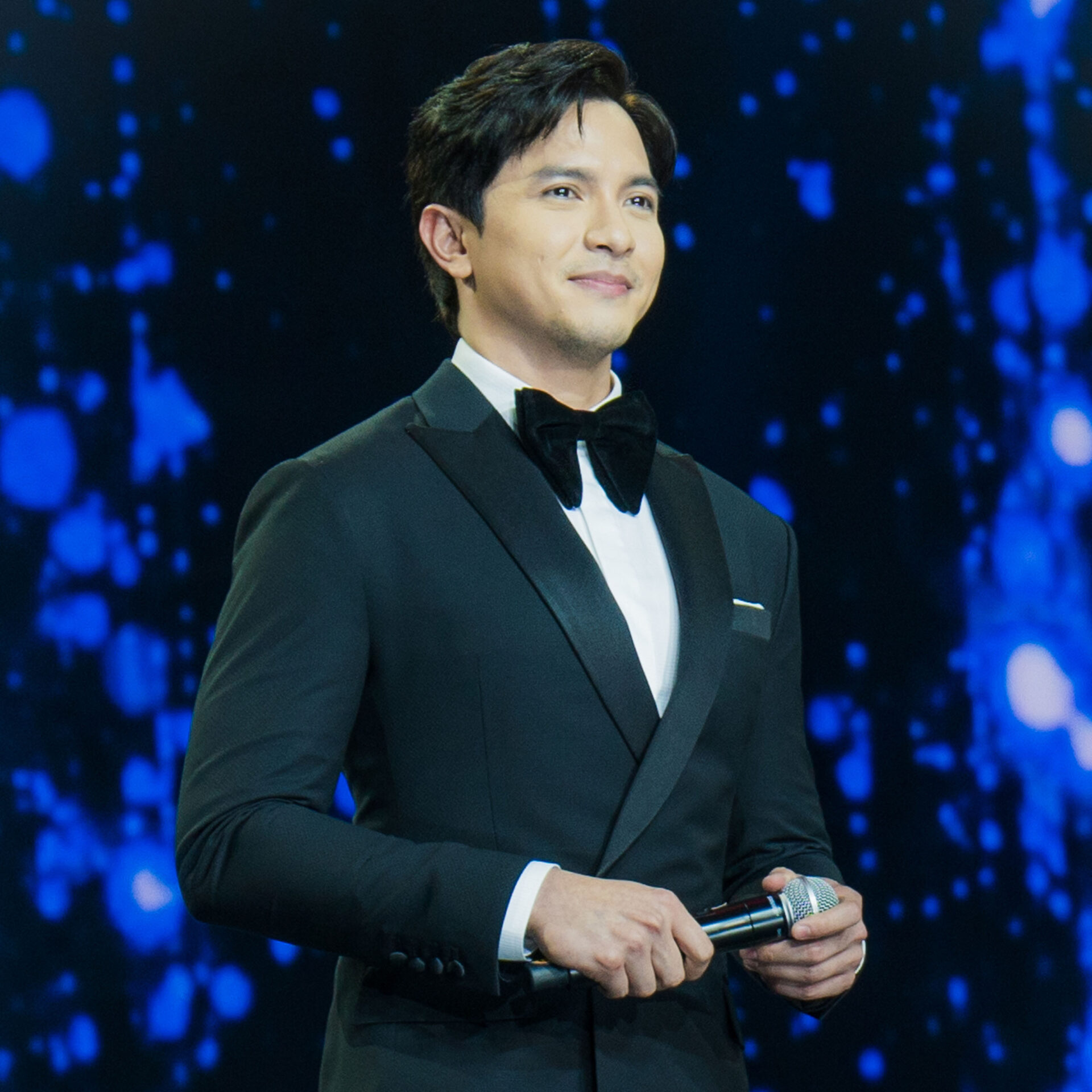 Alden Richards Miss Universe Philippines 2024 host looks outfits MUPH