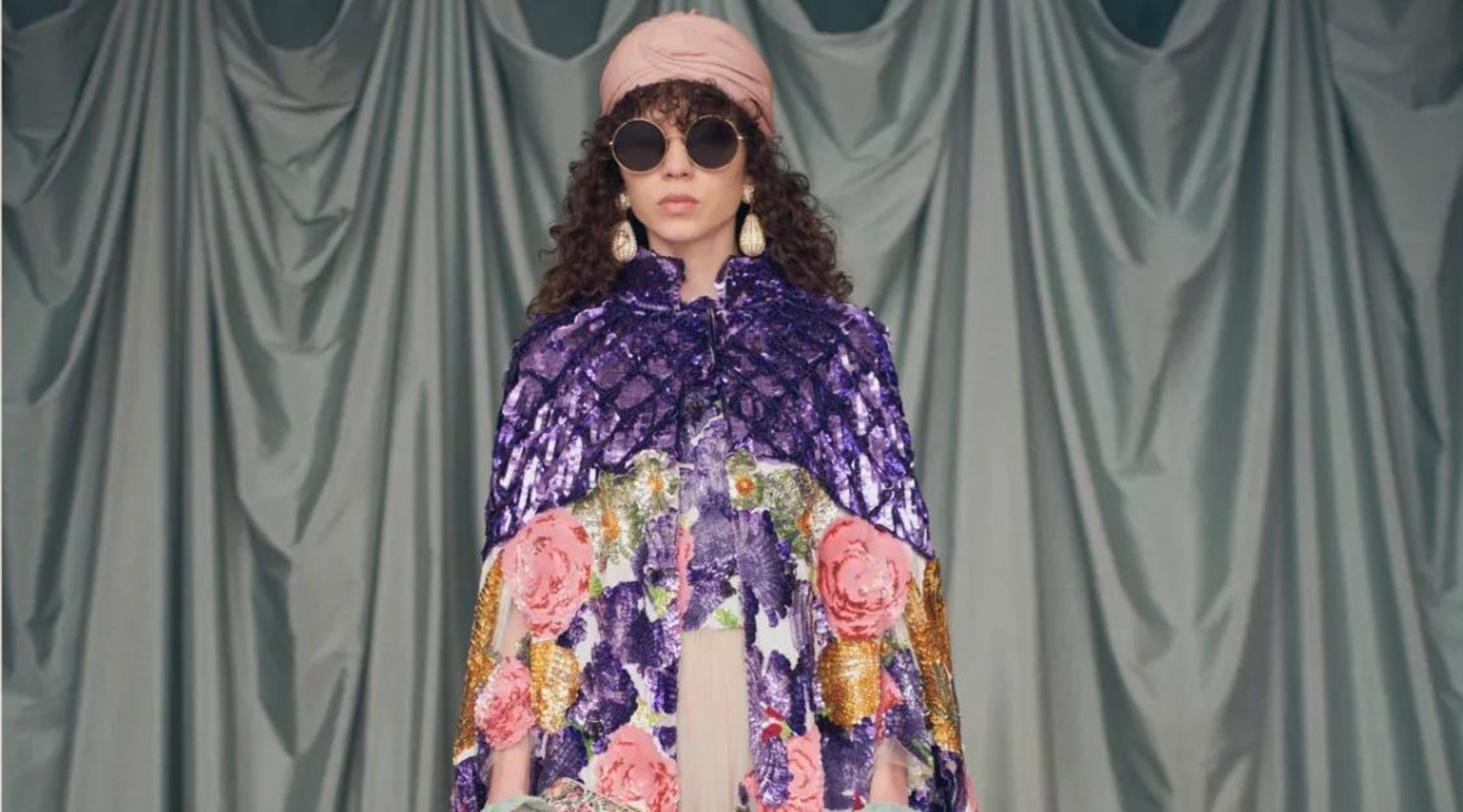 Alessandro Michele calls it “hyper beauty”. Titled, Avant les Début, the collection reveals Valentino's ultra-glamorous side.