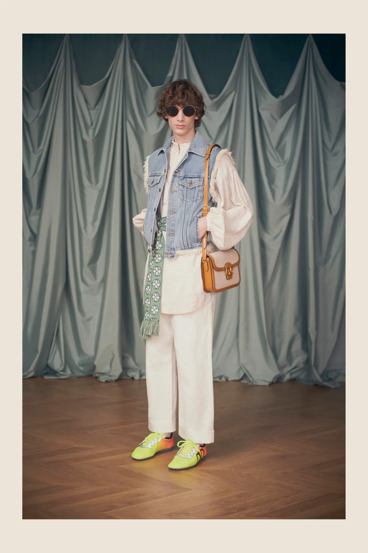 Alessandro Michele calls it “hyper beauty”. Titled, Avant les Début, the collection reveals Valentino's ultra-glamorous side.