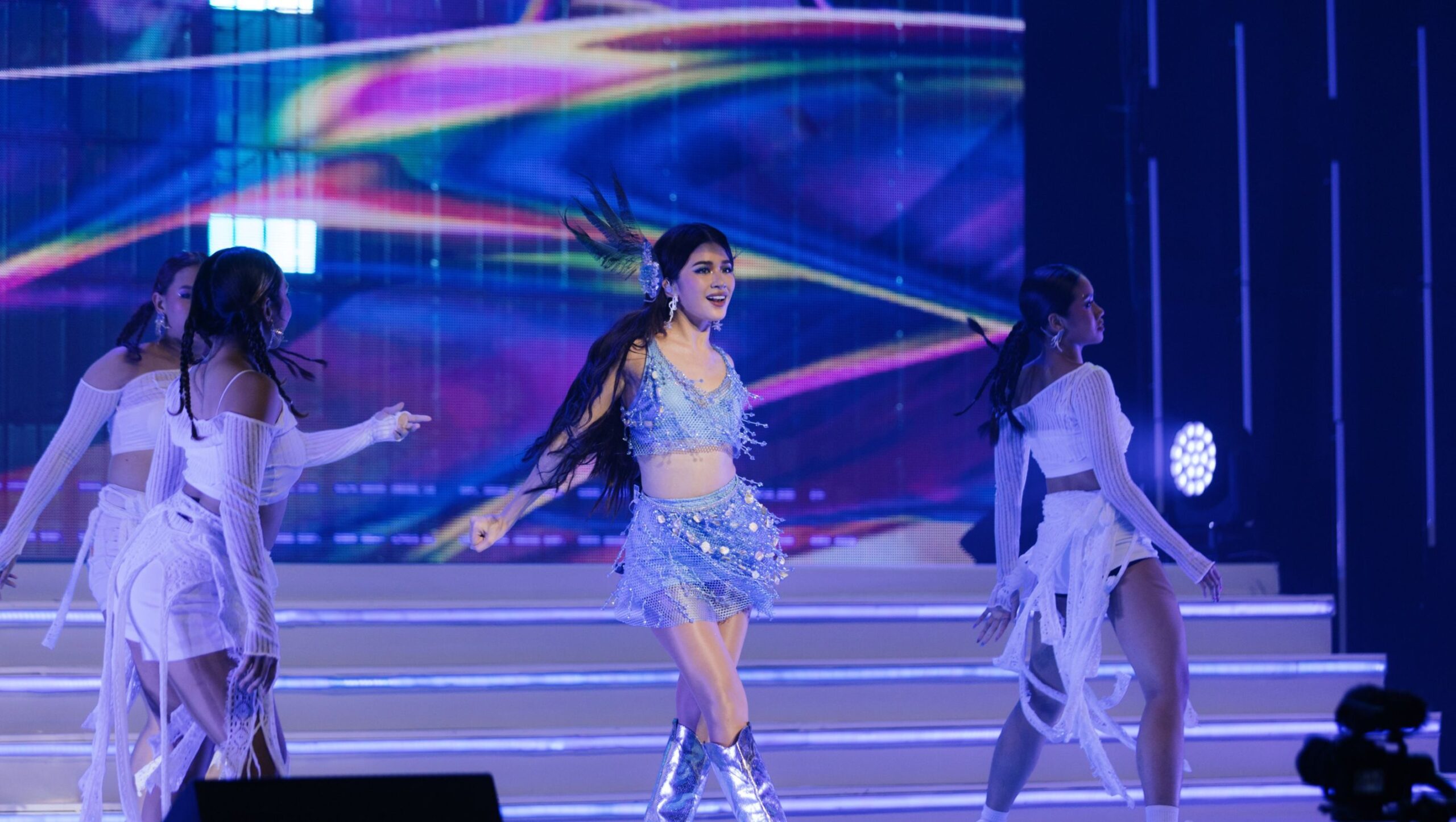 BINI Aiah in Job Dacon solo performance