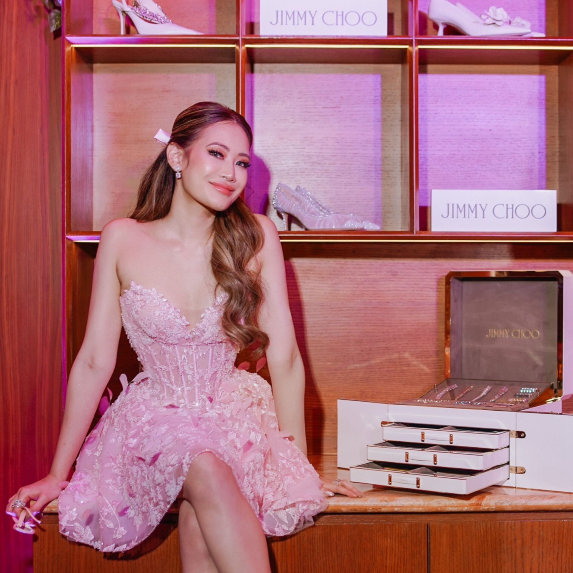 Julianne Syjuco and Jimmy Choo’s collaboration is a fairytale fit for the new bride, including a 3D mockup and personalized designs.