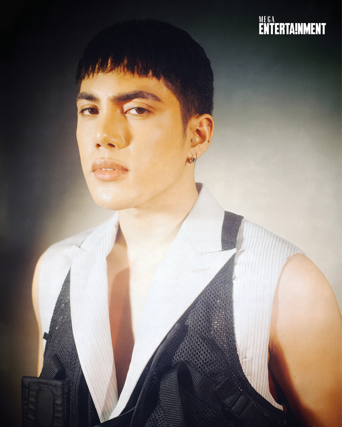 SB19 Stell Ajero is now a solo artist with his first debut EP Room