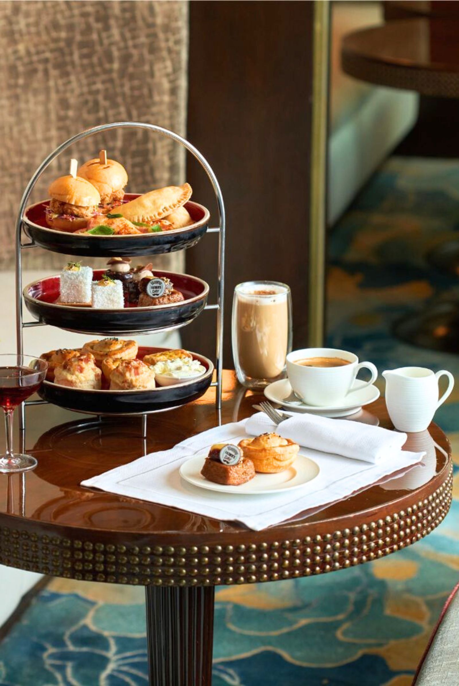 High Street Lounge, Shangri-La, The Fort