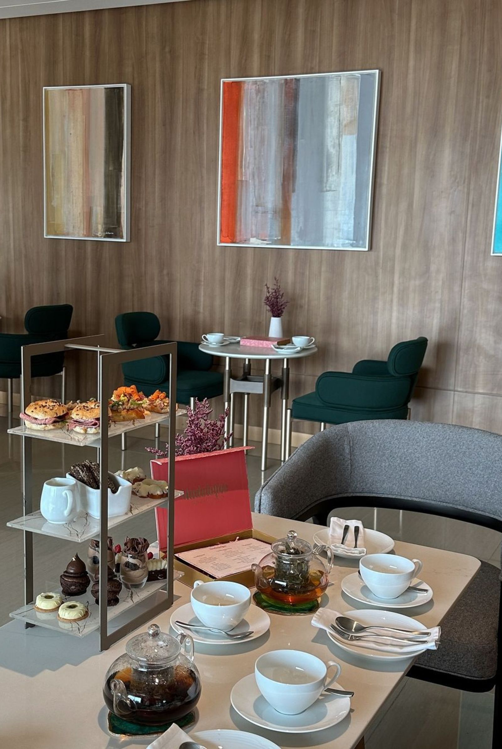 Madeleine High Tea, Lanson Place