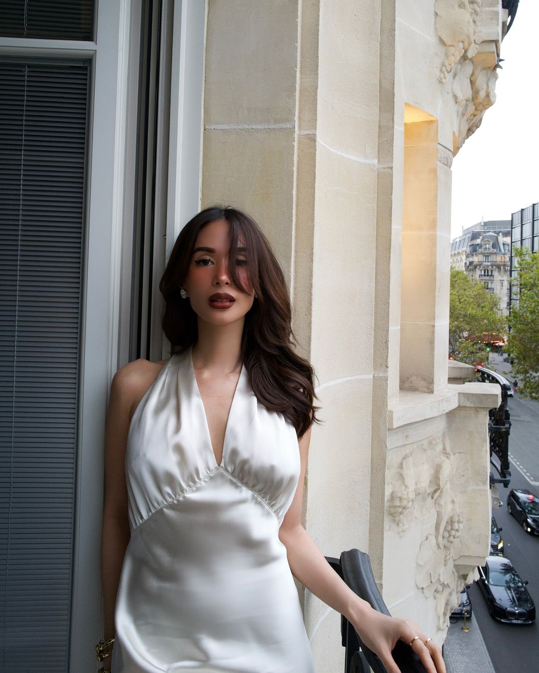 mega heart evangelista heavy earrings pfw secret trick