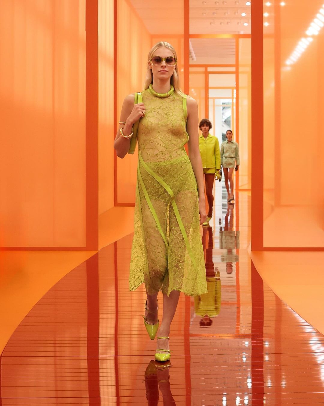 mega-mfw-ss25-gucci