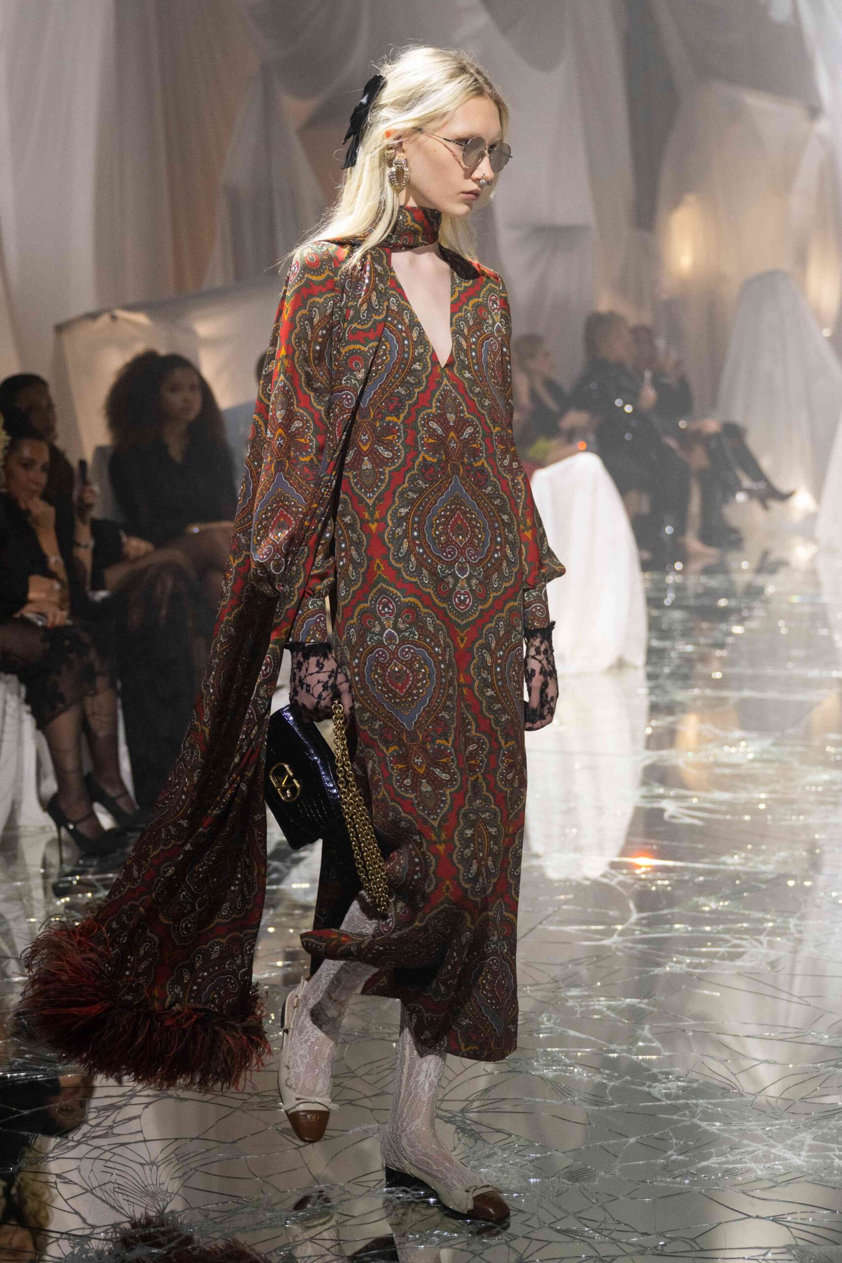 mega-pfw-ss25-valentino-alessandro-michele-11