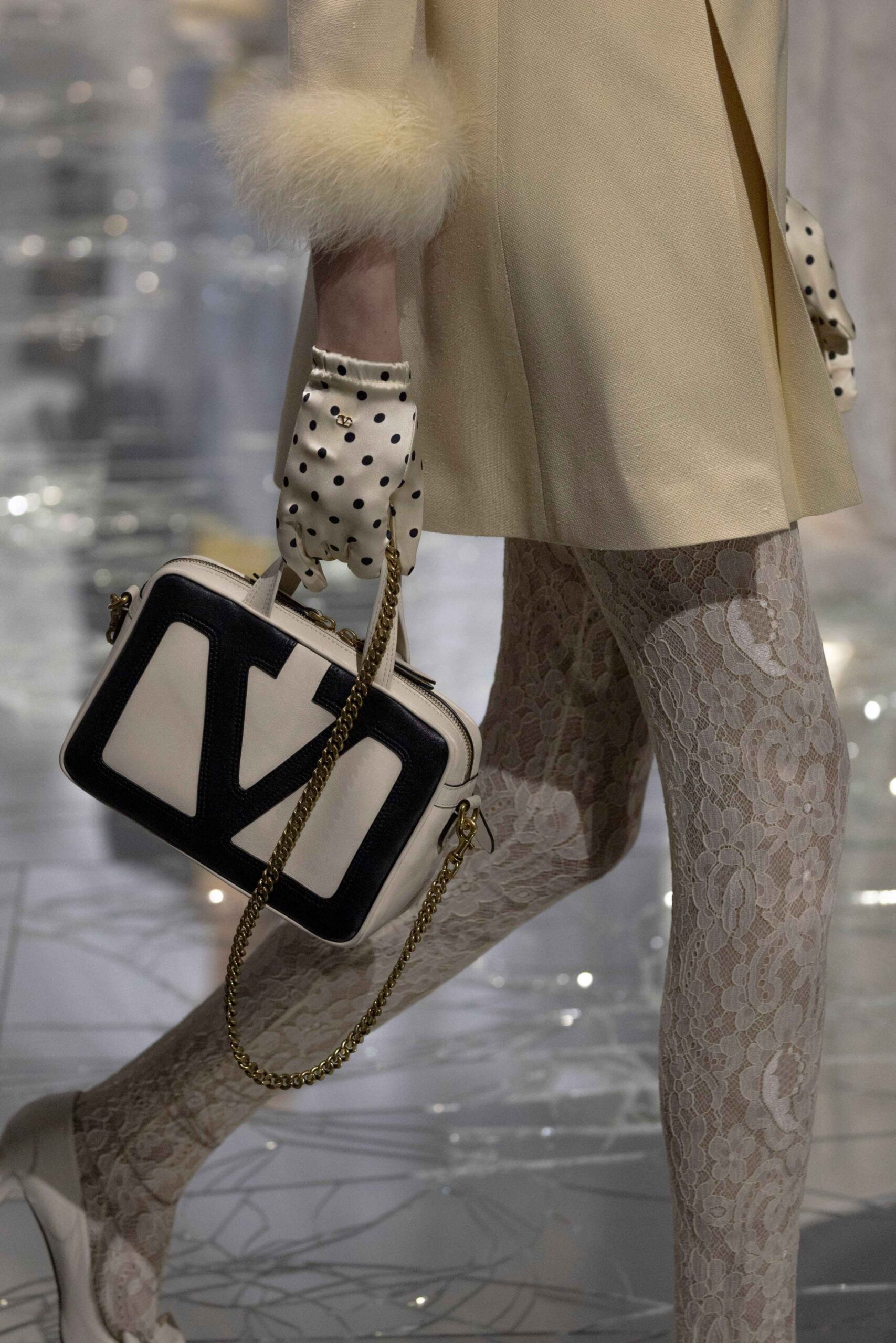 mega-pfw-ss25-valentino-alessandro-michele-18