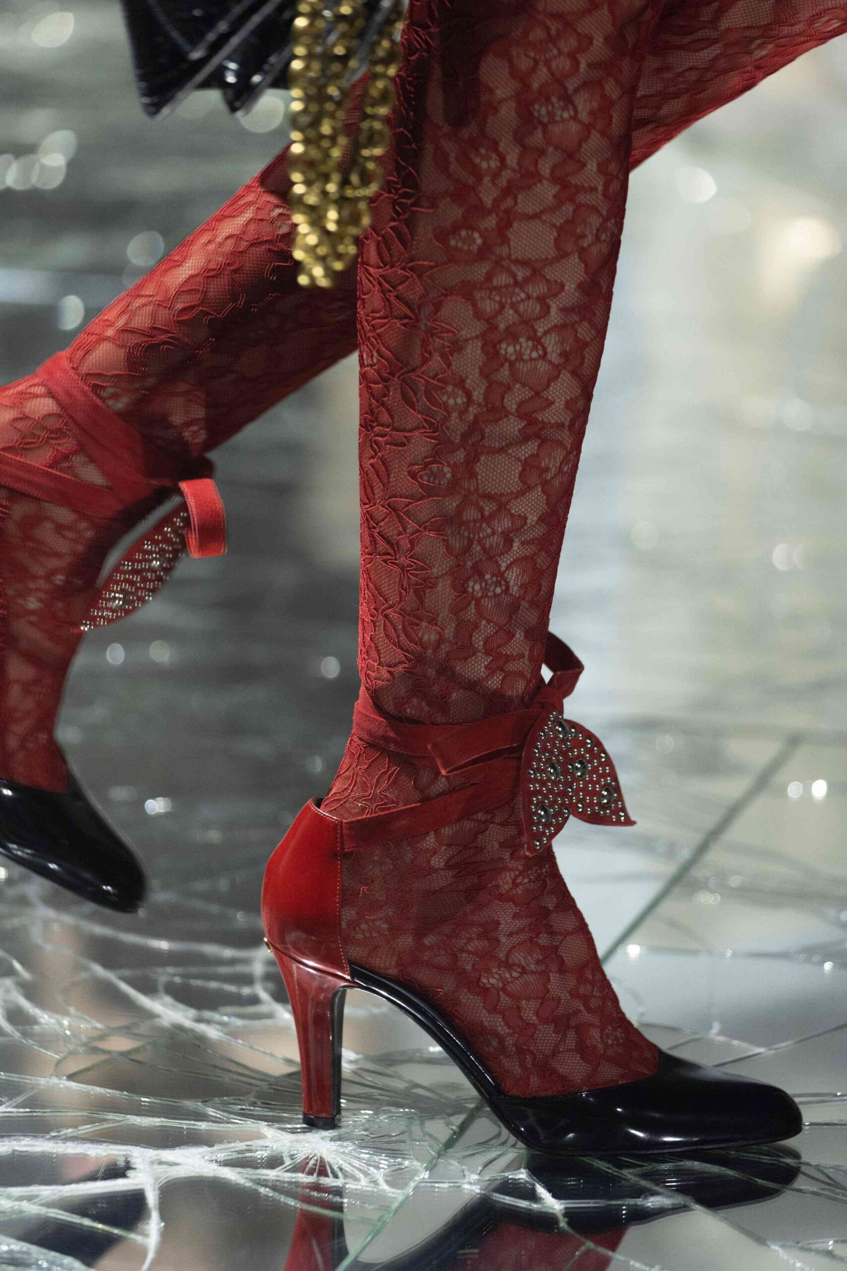 mega-pfw-ss25-valentino-alessandro-michele-2